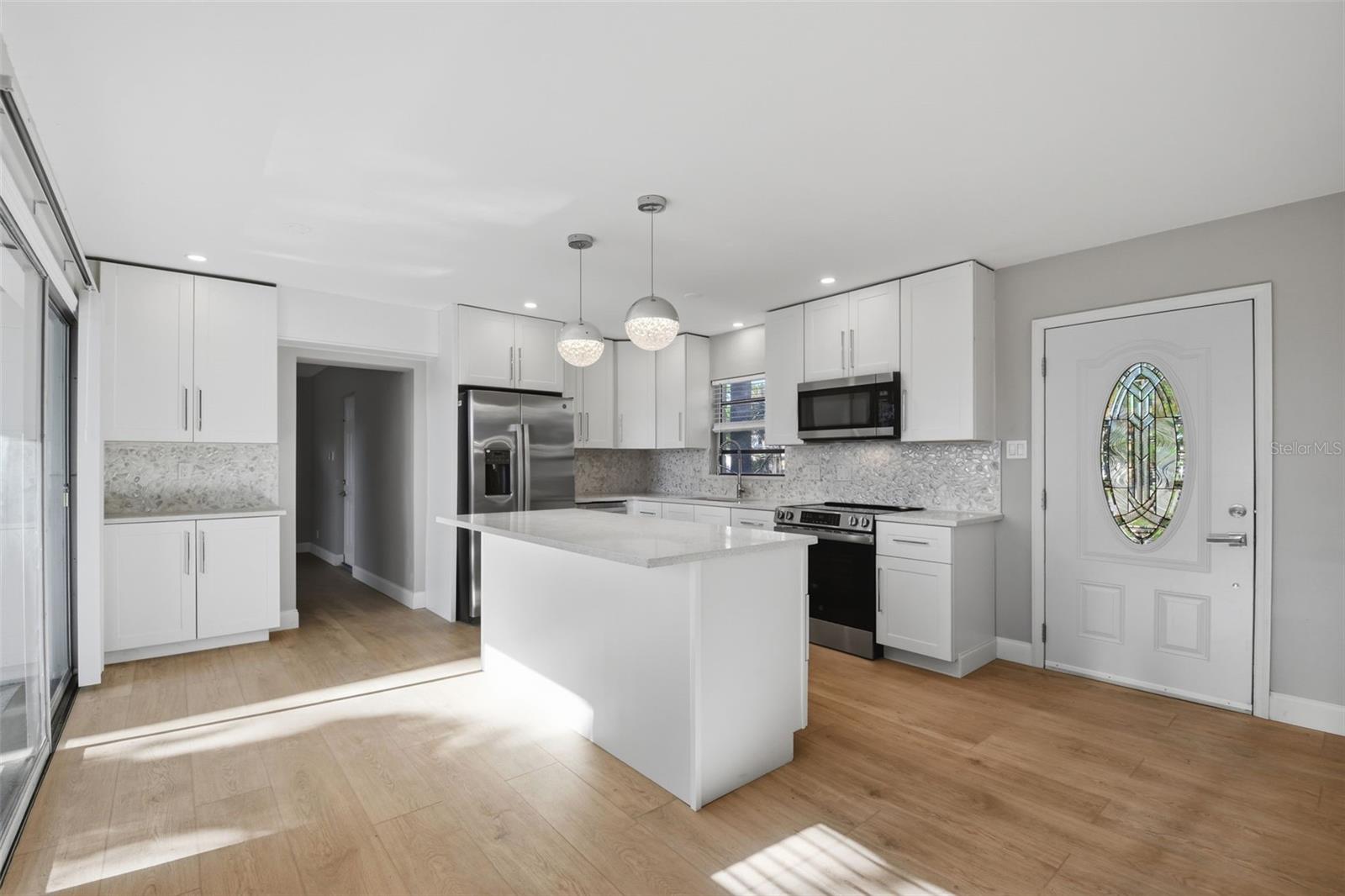 COUNTRY CLUB ADD TO OLDSMAR REV - Residential