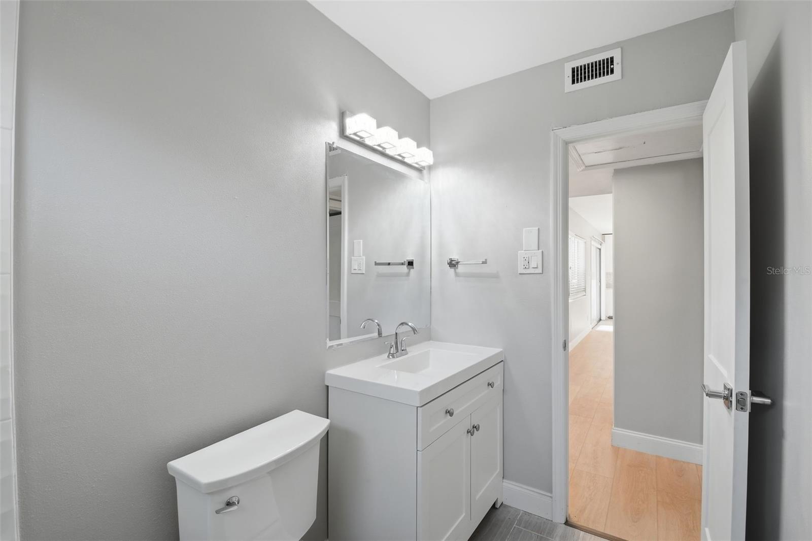 COUNTRY CLUB ADD TO OLDSMAR REV - Residential