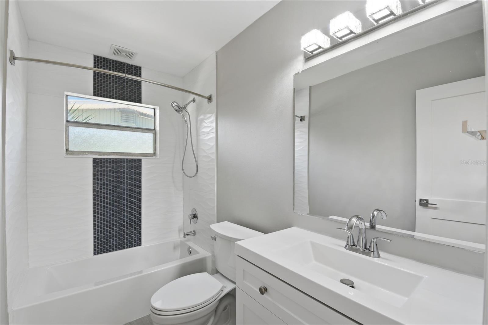 COUNTRY CLUB ADD TO OLDSMAR REV - Residential