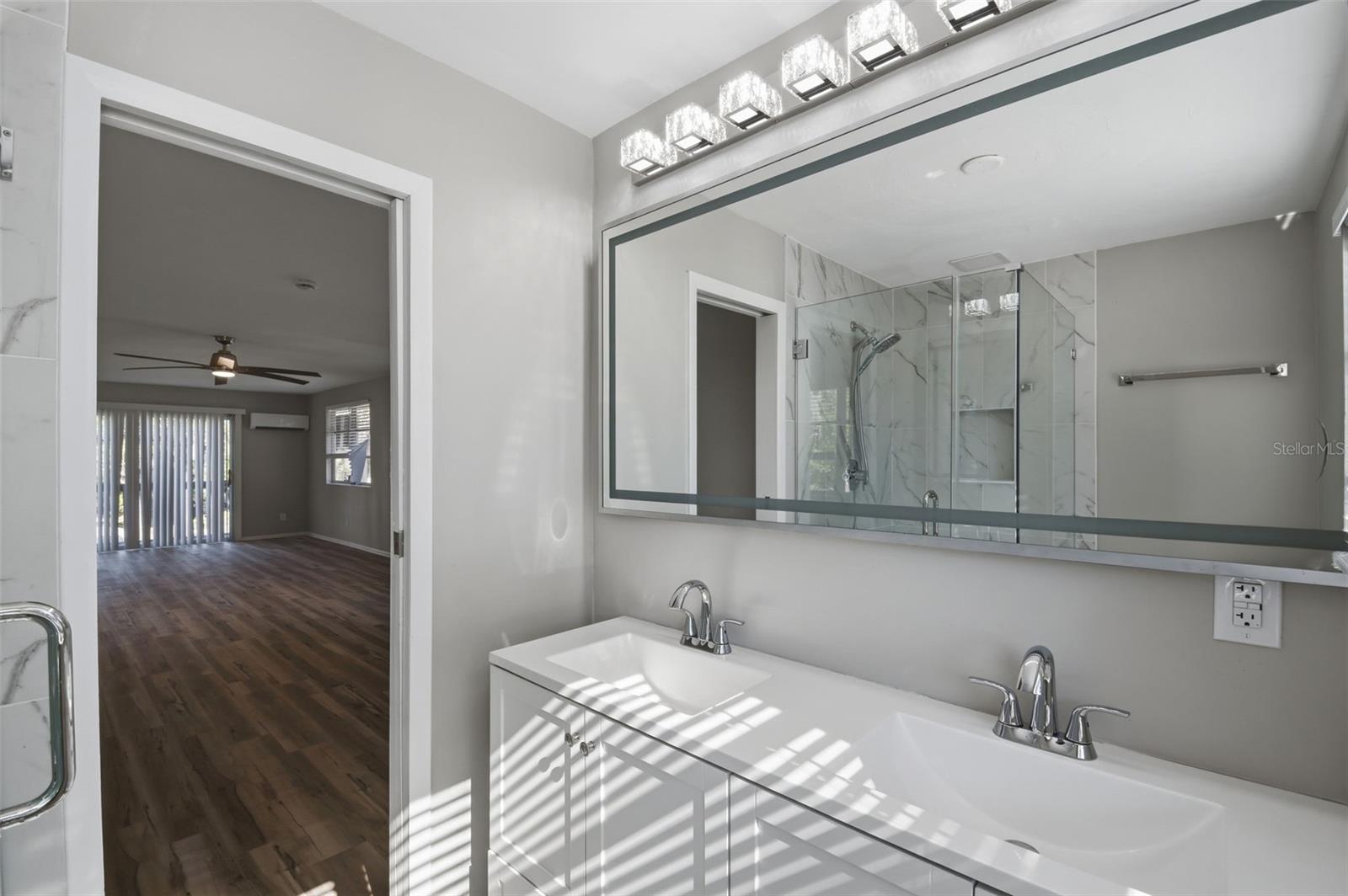 COUNTRY CLUB ADD TO OLDSMAR REV - Residential