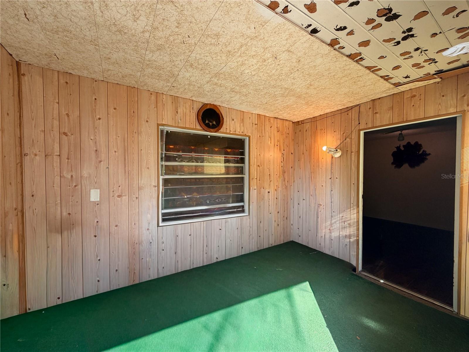 LEESBURG FLORADEL - Residential