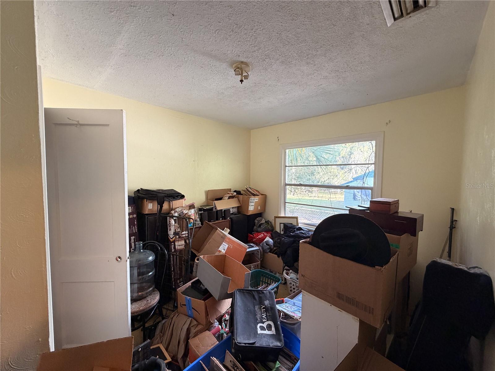 LEESBURG FLORADEL - Residential