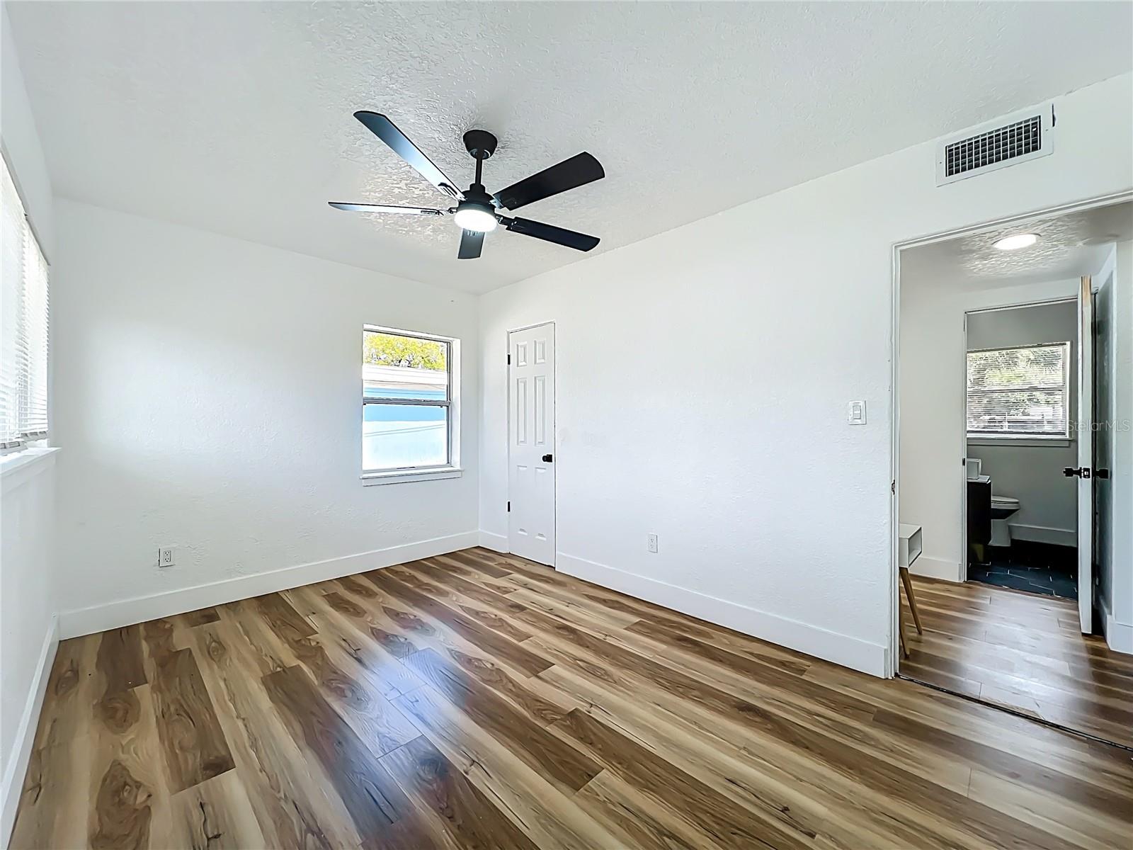 AZALEA PARK SEC 03 - Residential