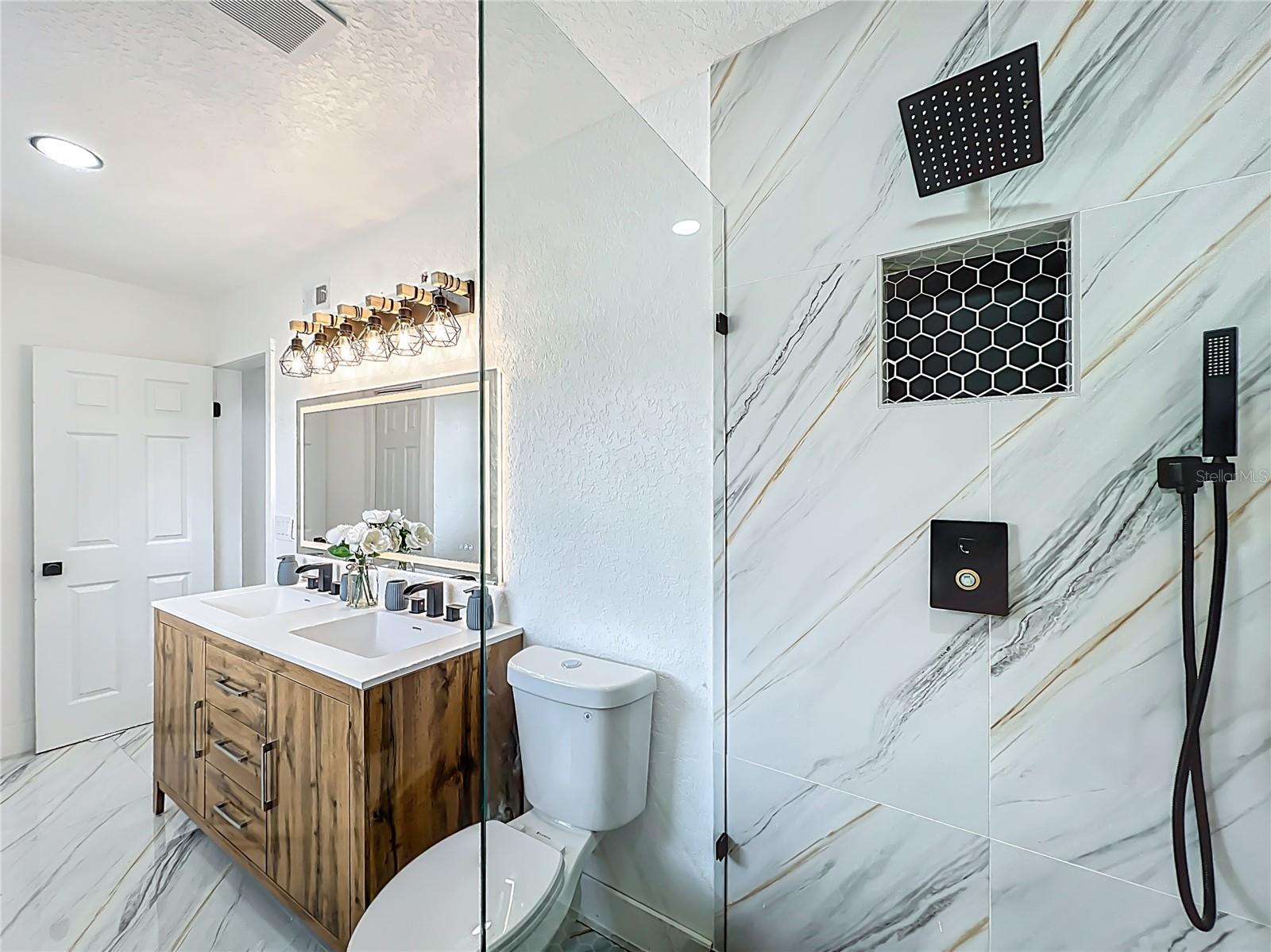 AZALEA PARK SEC 03 - Residential