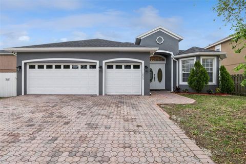 Photo of 1825 Amaryllis Cir, Orlando, FL 32825 (MLS # O6401720)