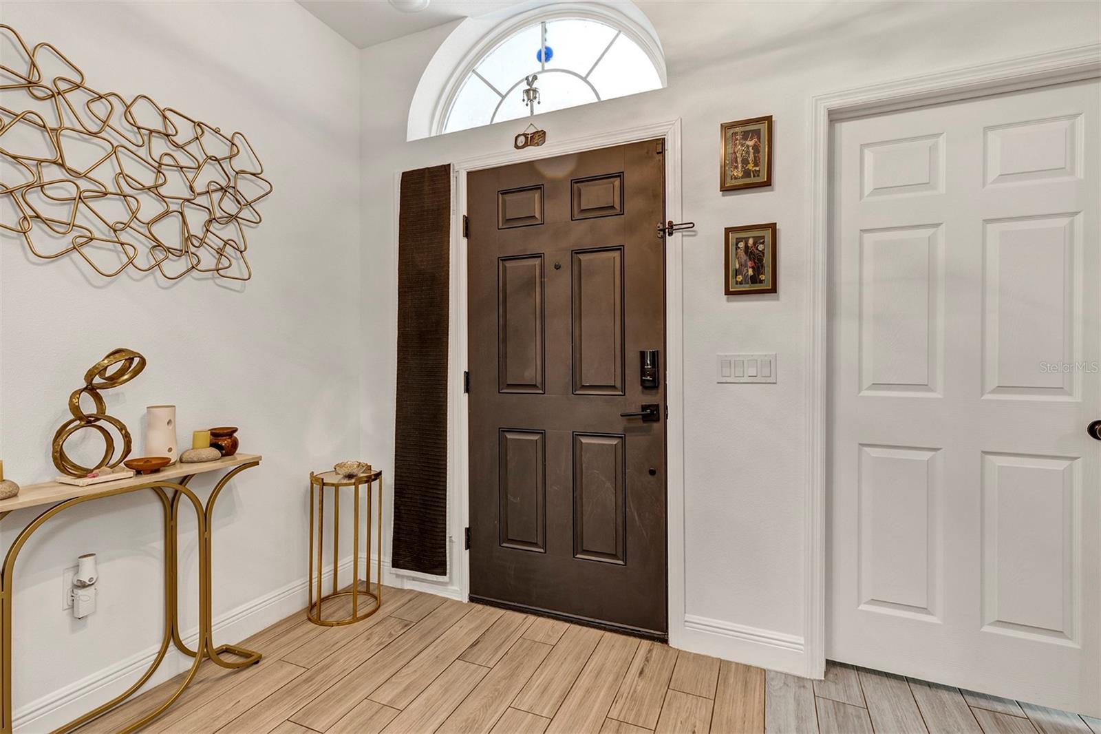 VILLA SORRENTO - Residential