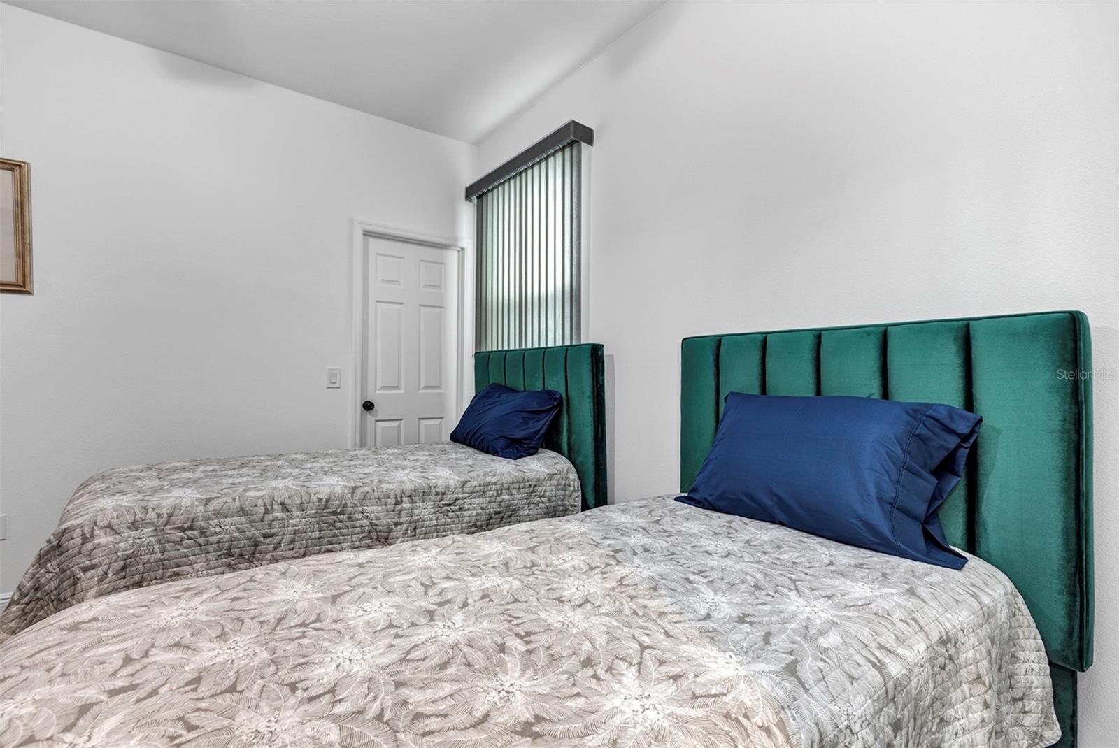 VILLA SORRENTO - Residential