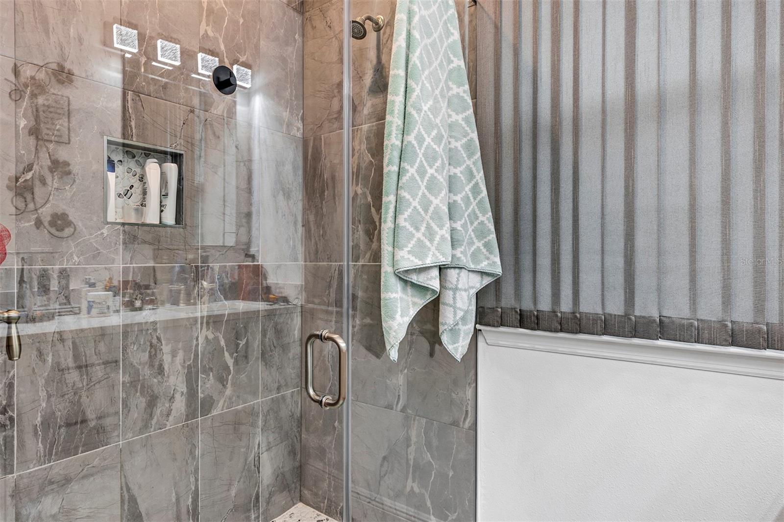 VILLA SORRENTO - Residential