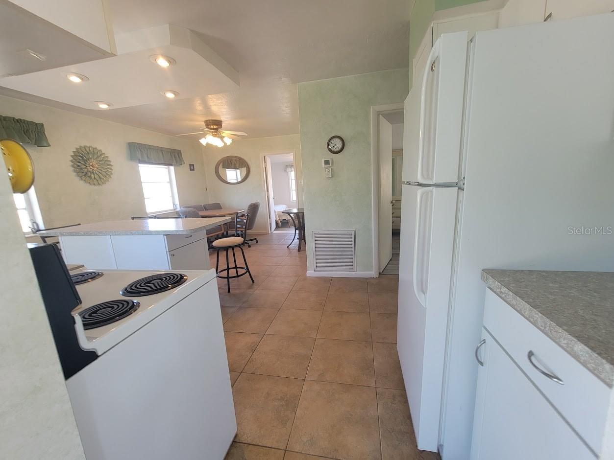 PORT CHARLOTTE SUB 15 - Residential Lease