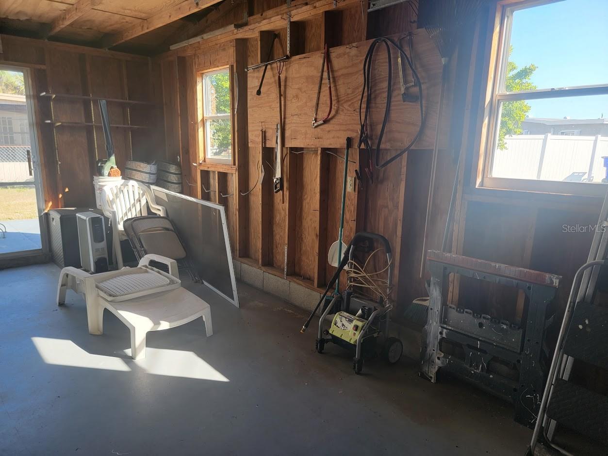 PORT CHARLOTTE SUB 15 - Residential Lease