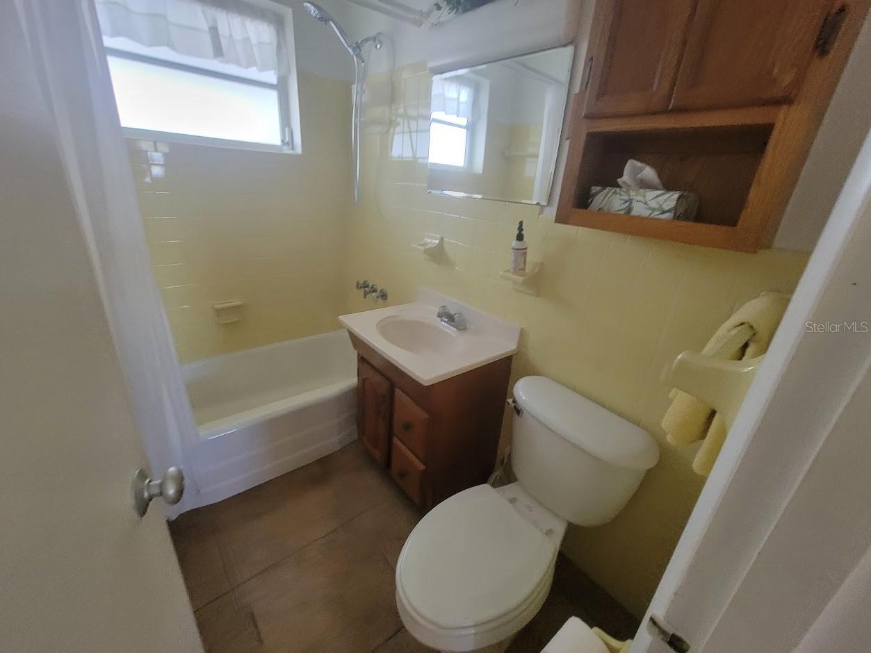 PORT CHARLOTTE SUB 15 - Residential Lease