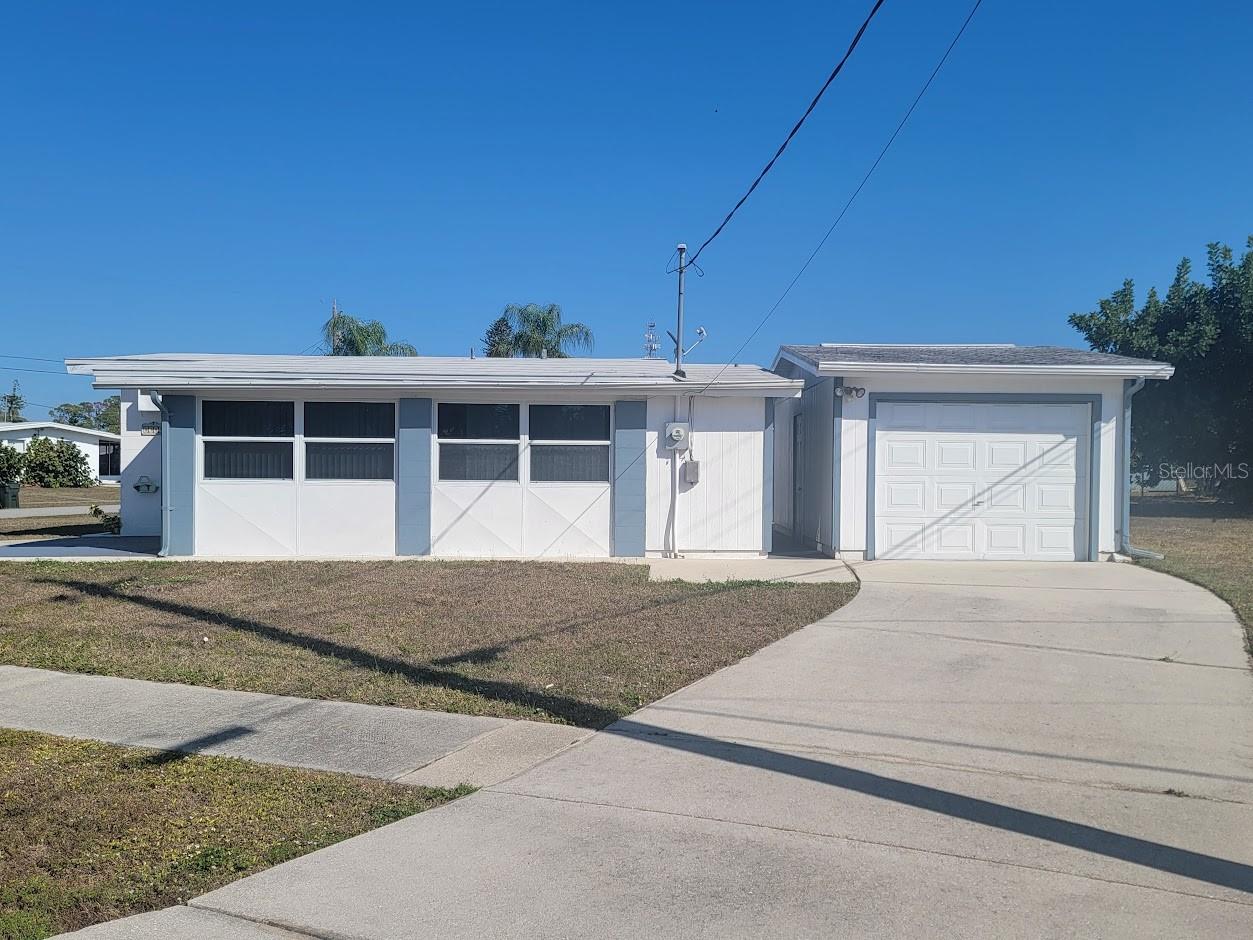 PORT CHARLOTTE SUB 15 - Residential Lease