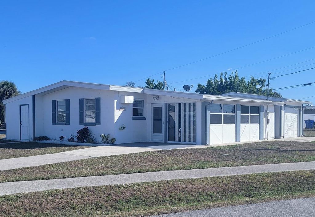 Photo of 8385 Aero Avenue, North Port, FL 34287 (MLS # A4676275)