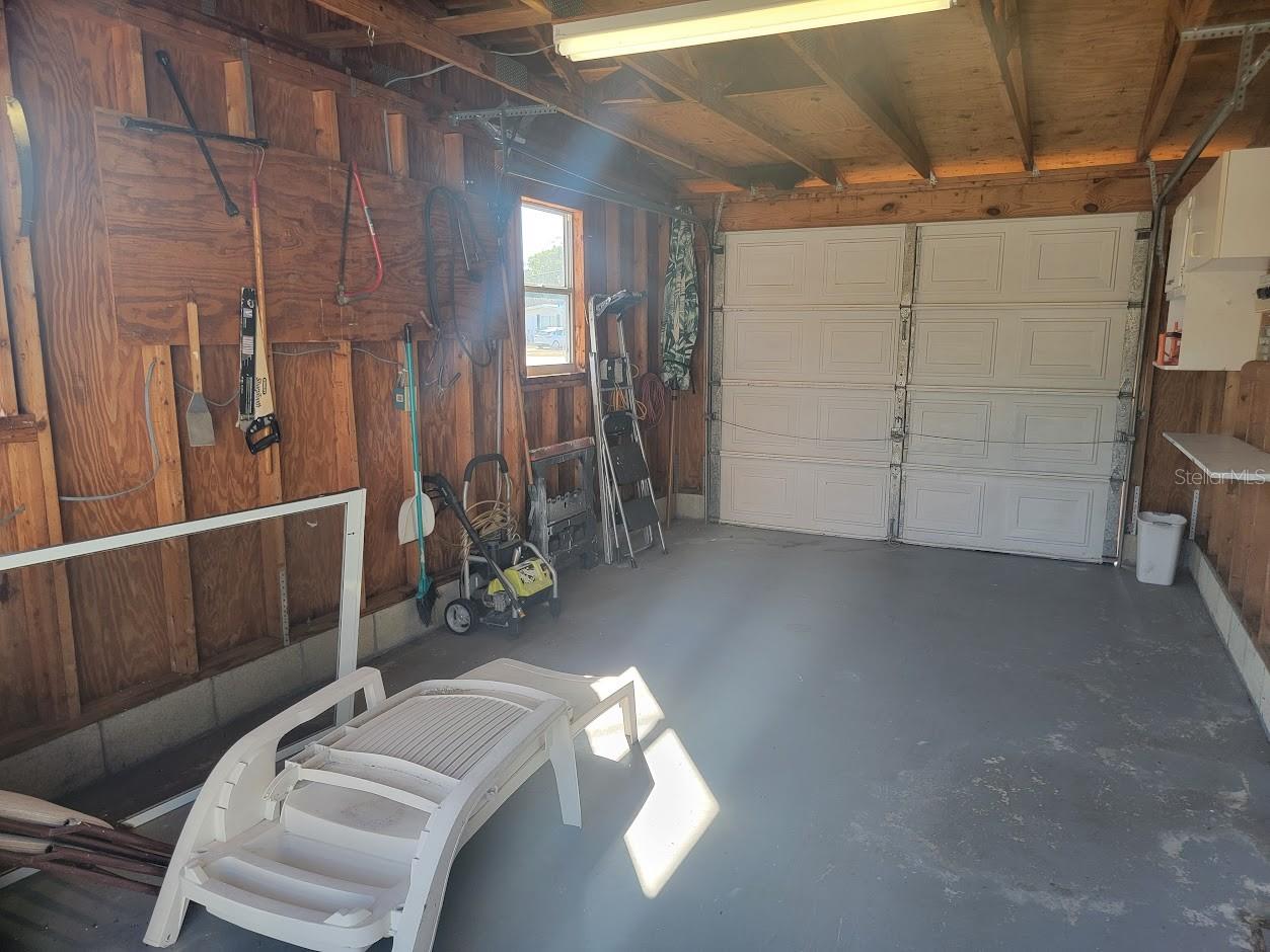 PORT CHARLOTTE SUB 15 - Residential Lease