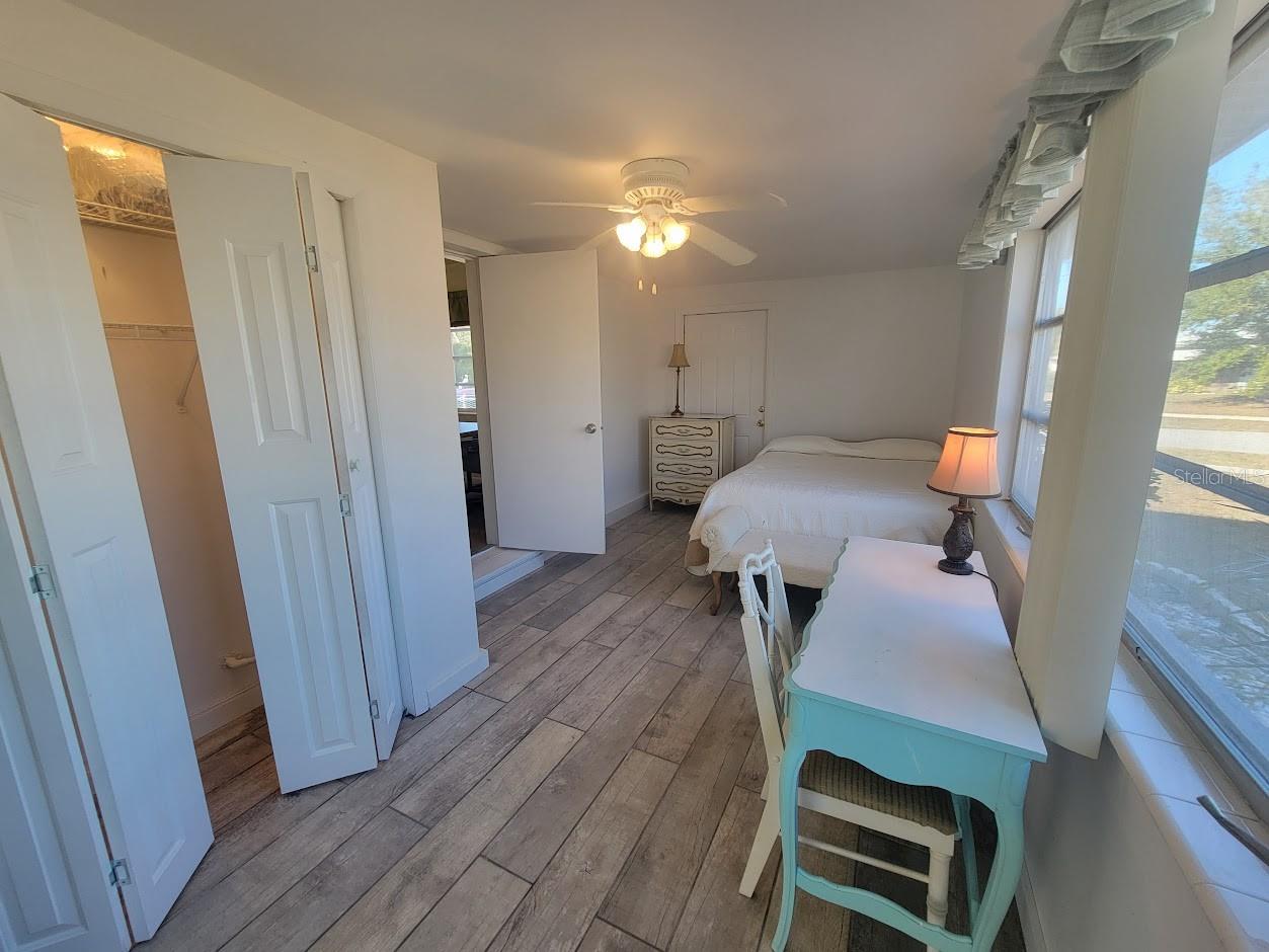 PORT CHARLOTTE SUB 15 - Residential Lease