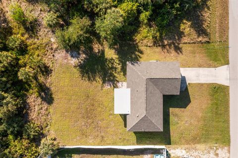 A home in PORT CHARLOTTE