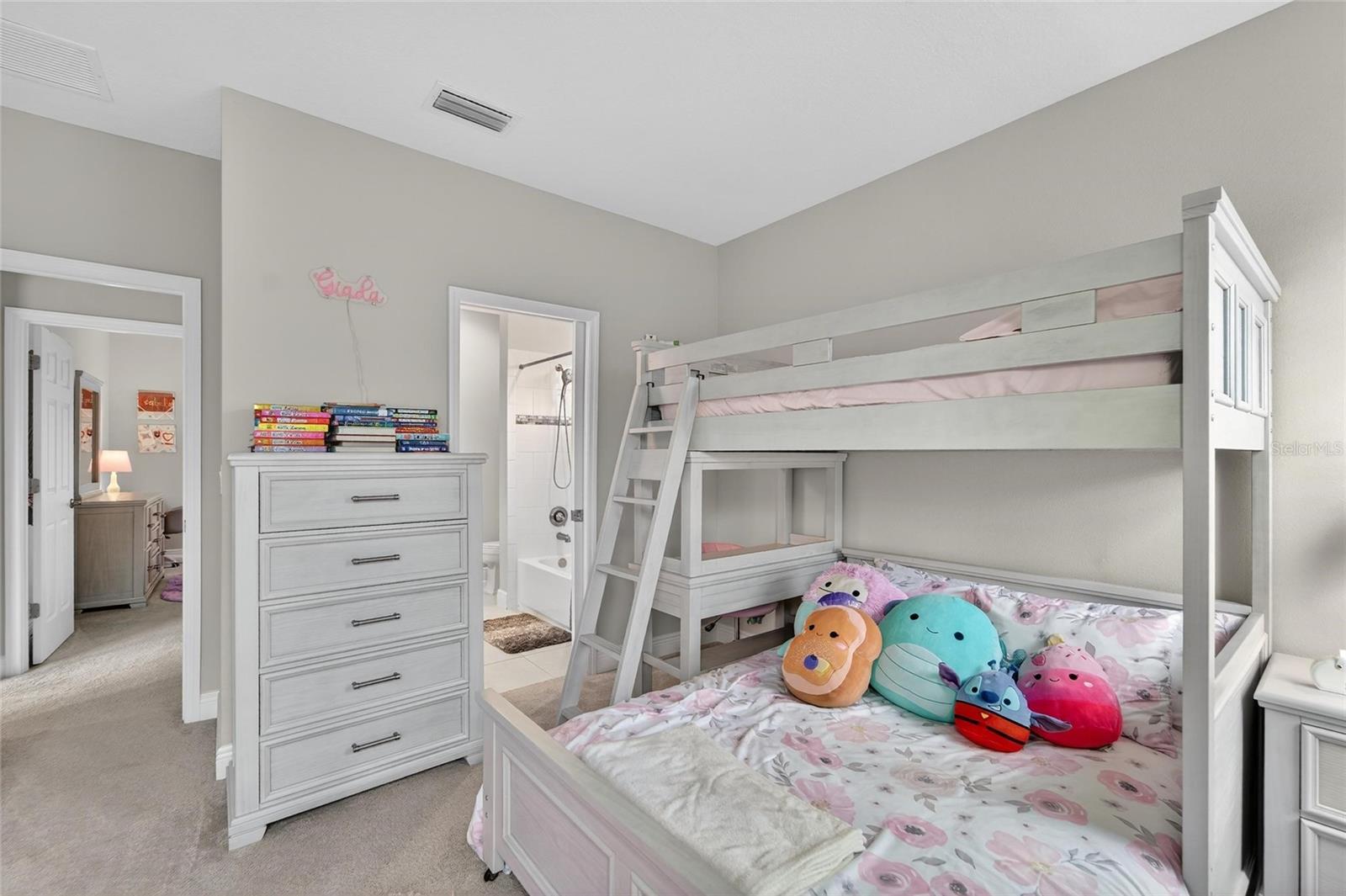 HAWKS FERN - Residential Lease