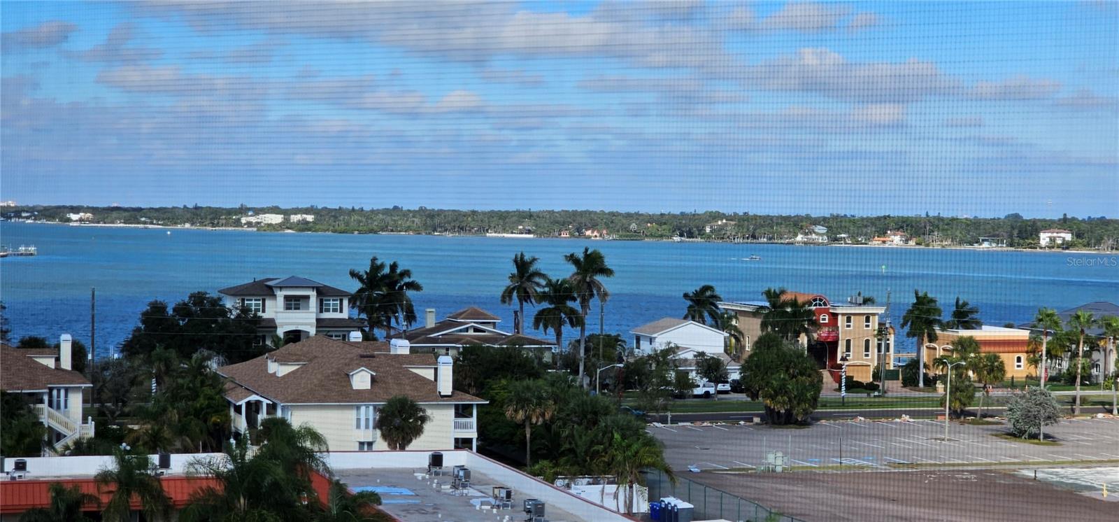 PARADISE ISLAND TOWERS CONDO - Residential Lease