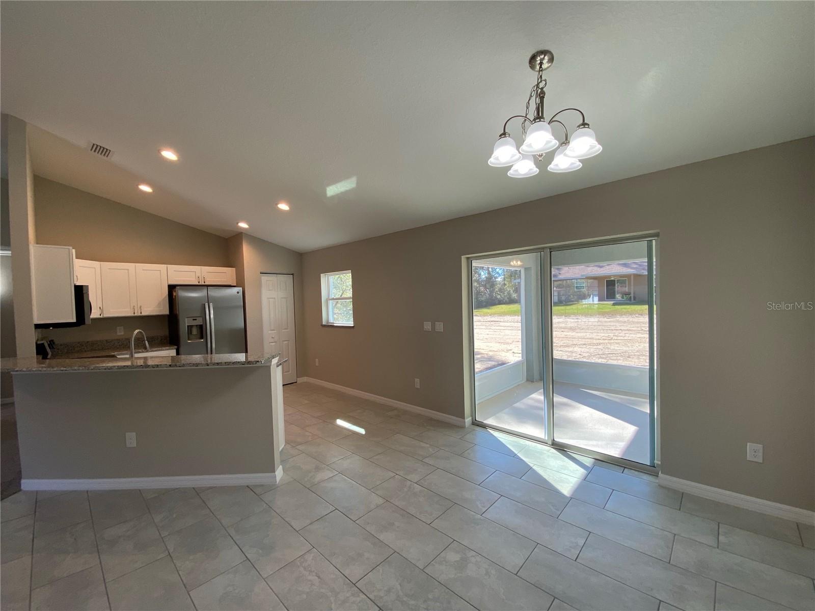 MARION OAKS UN 03 - Residential Lease