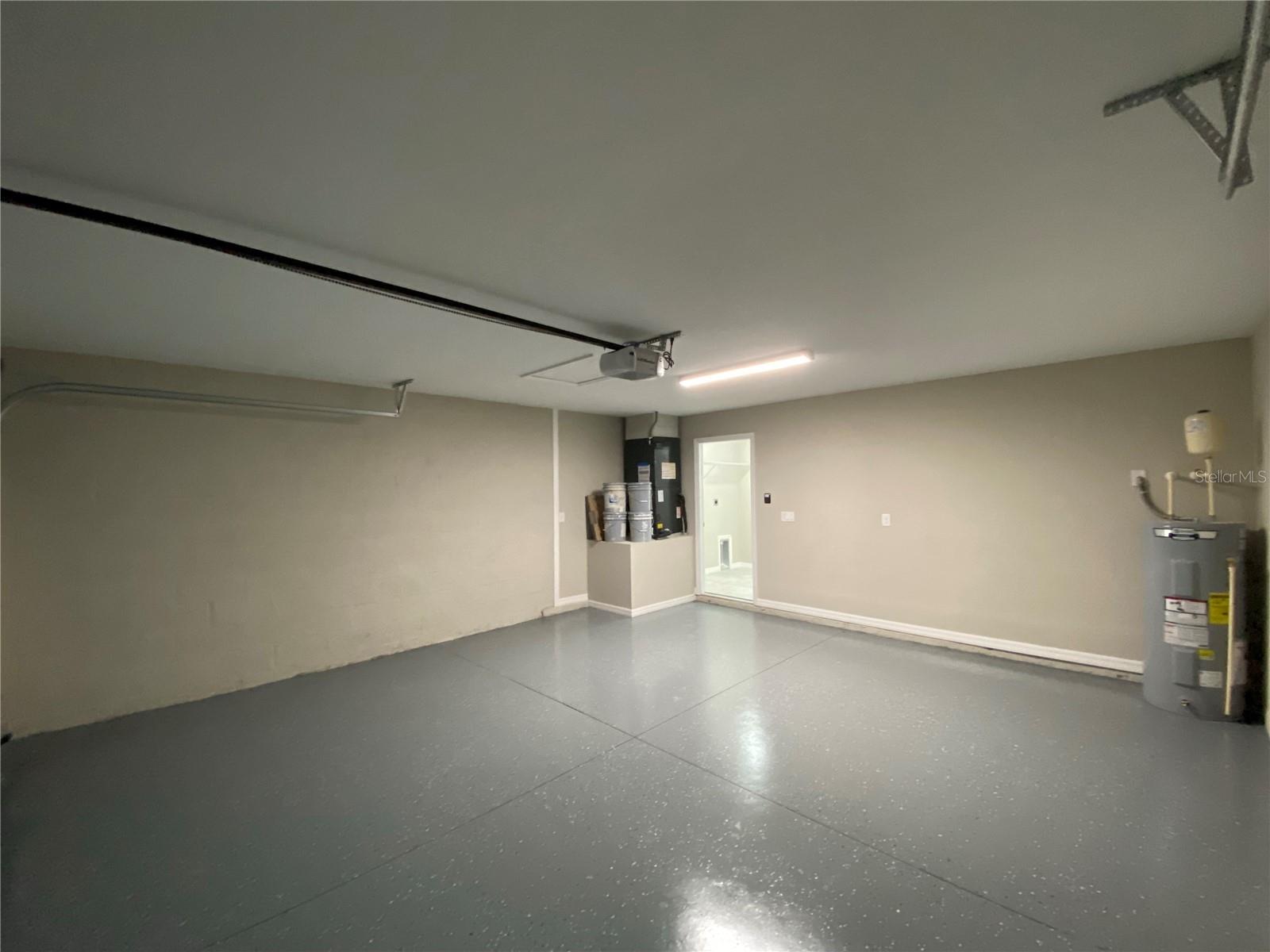 MARION OAKS UN 03 - Residential Lease