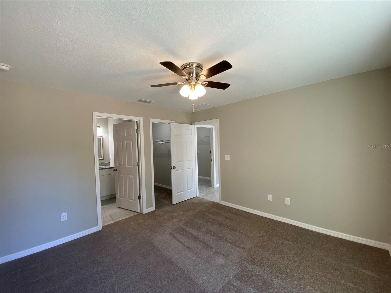 MARION OAKS UN 03 - Residential Lease