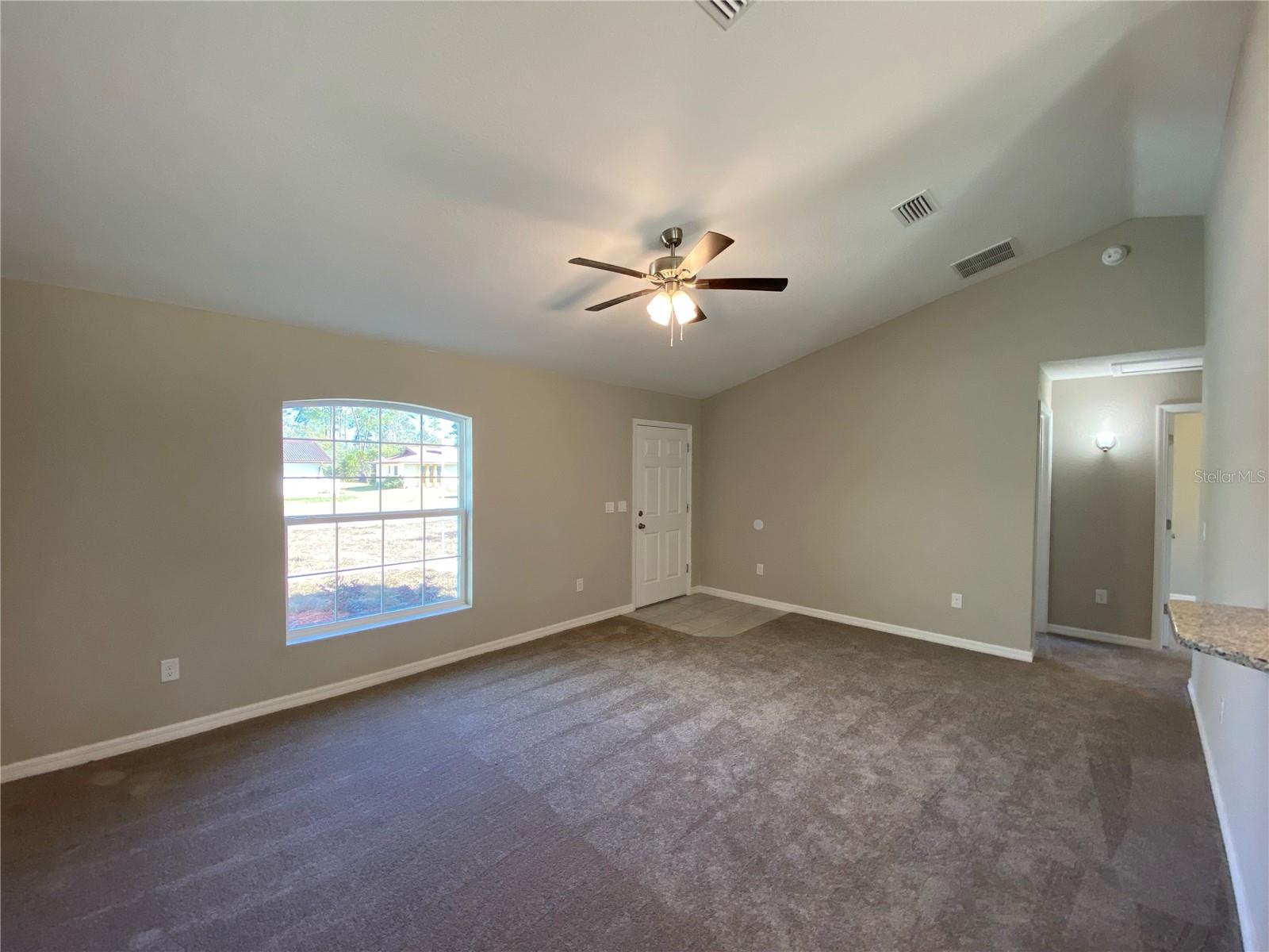 MARION OAKS UN 03 - Residential Lease