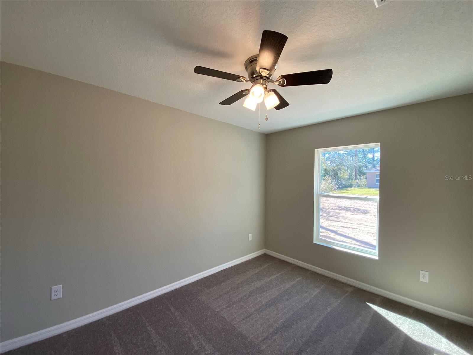 MARION OAKS UN 03 - Residential Lease