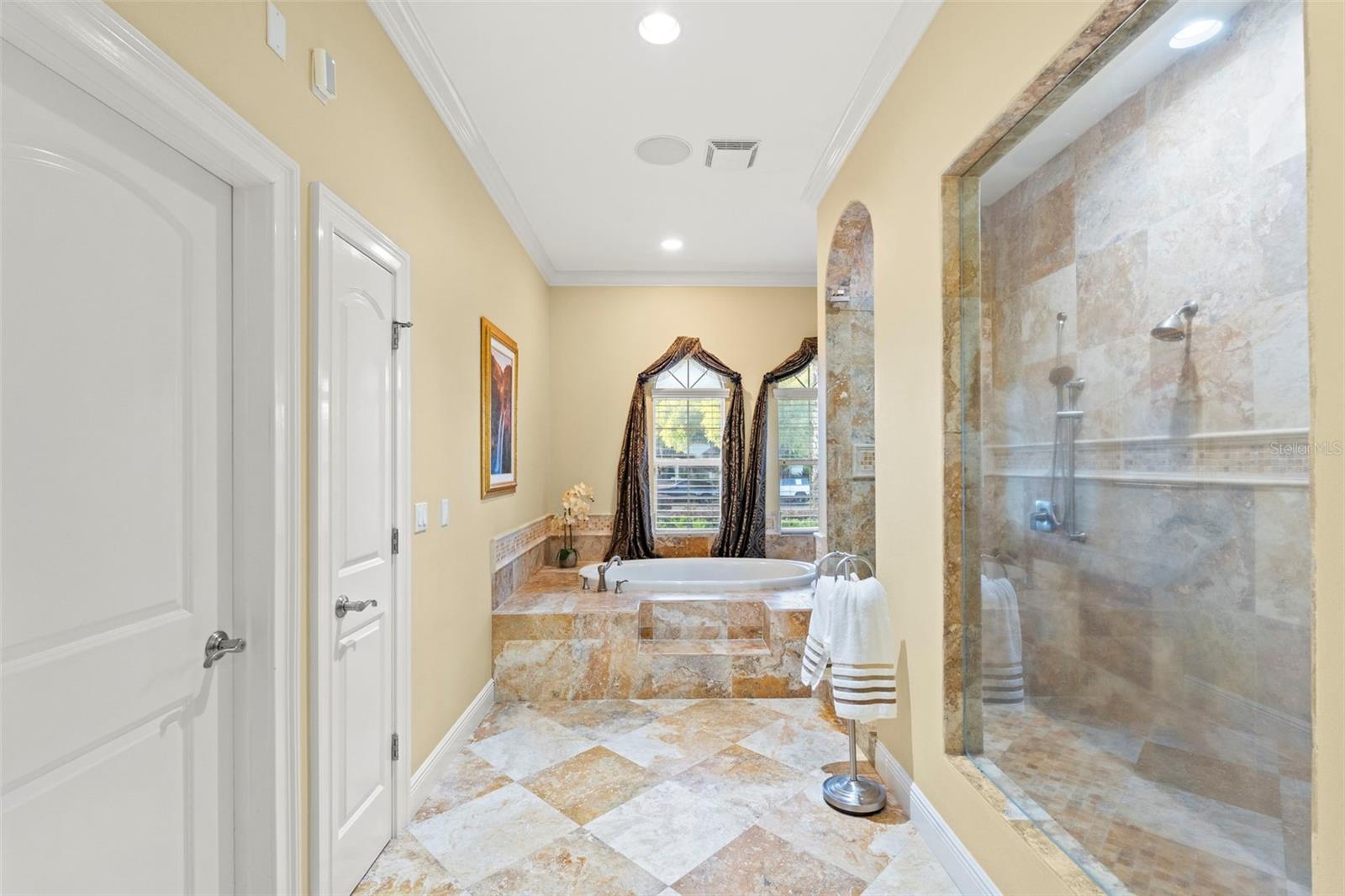 NORTHBRIDGE AT LAKE PRETTY - Residential