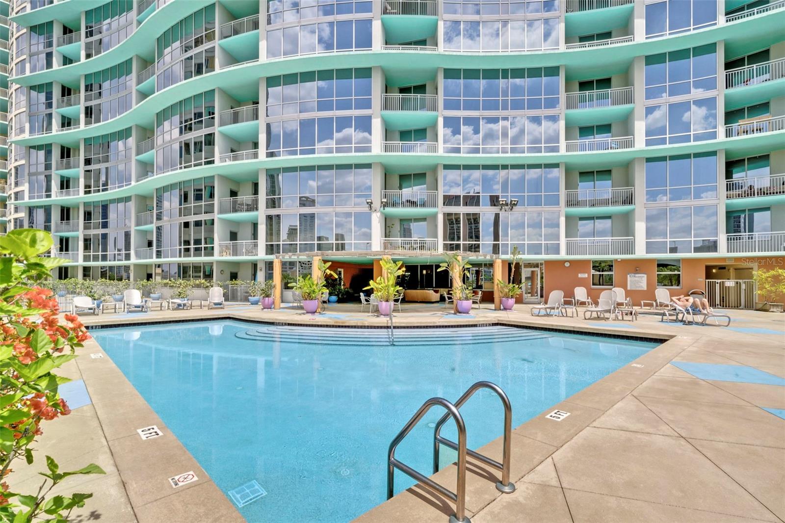 WAVERLY/LK EOLA - Residential