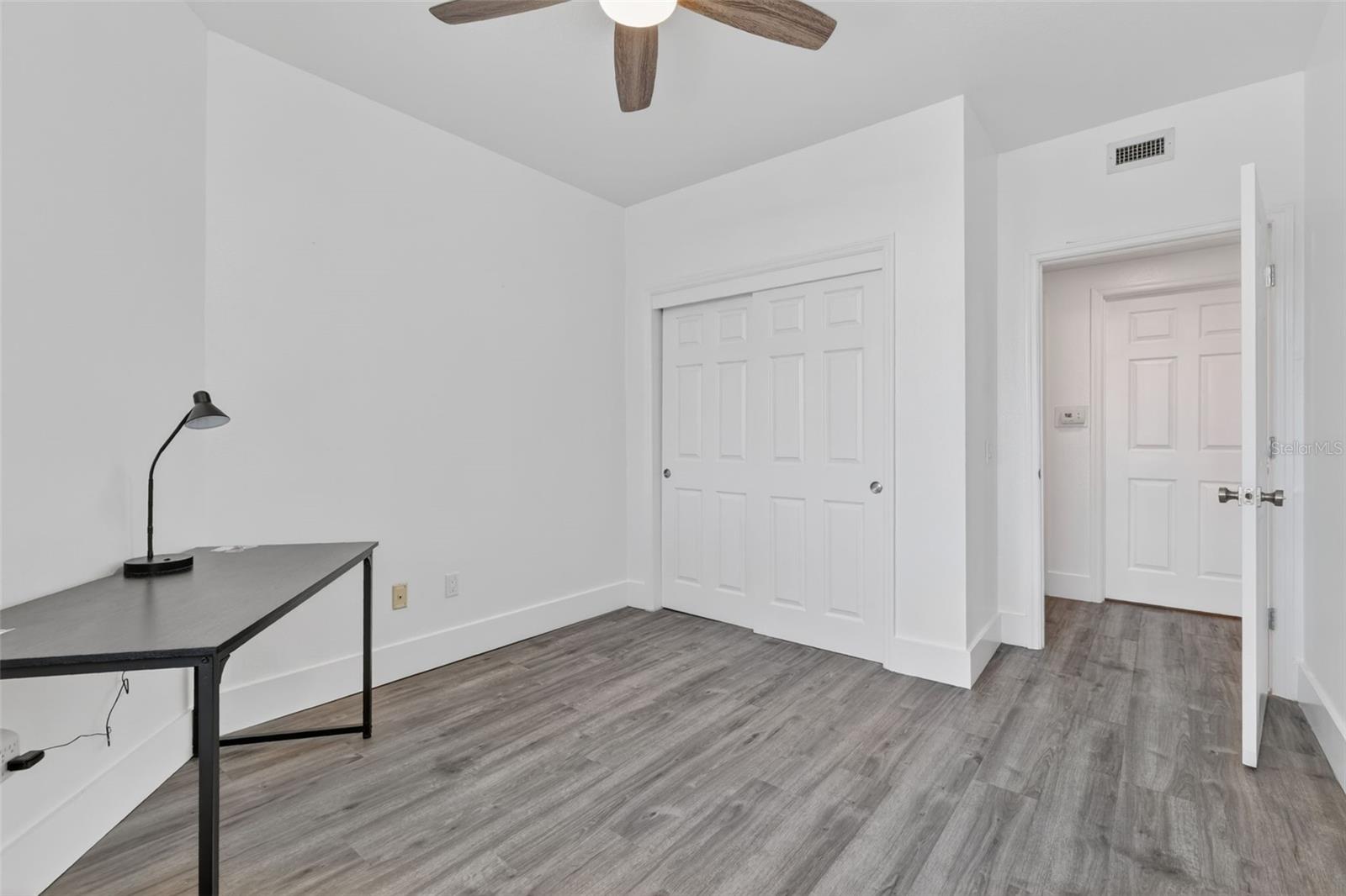 WAVERLY/LK EOLA - Residential