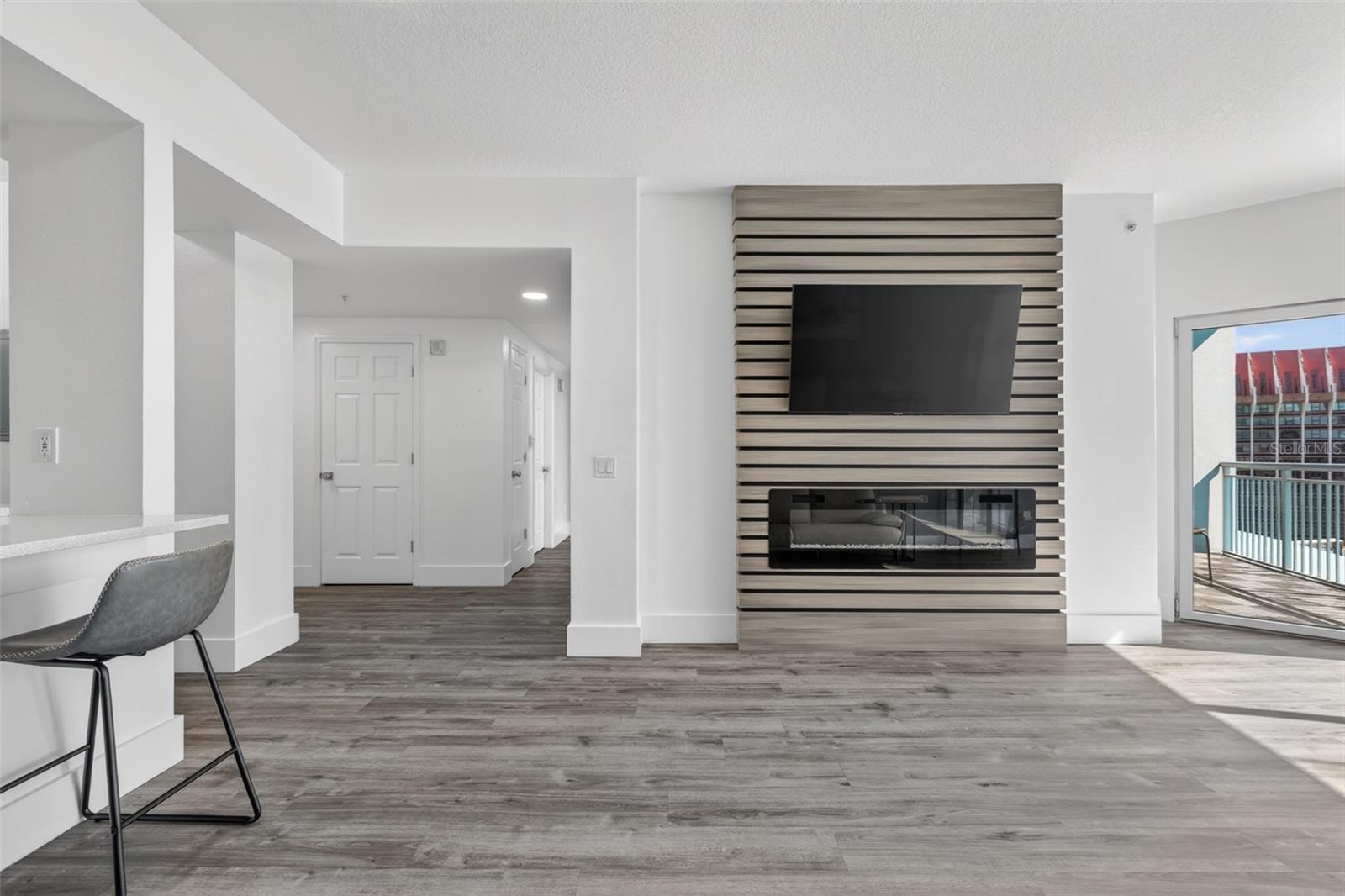 WAVERLY/LK EOLA - Residential