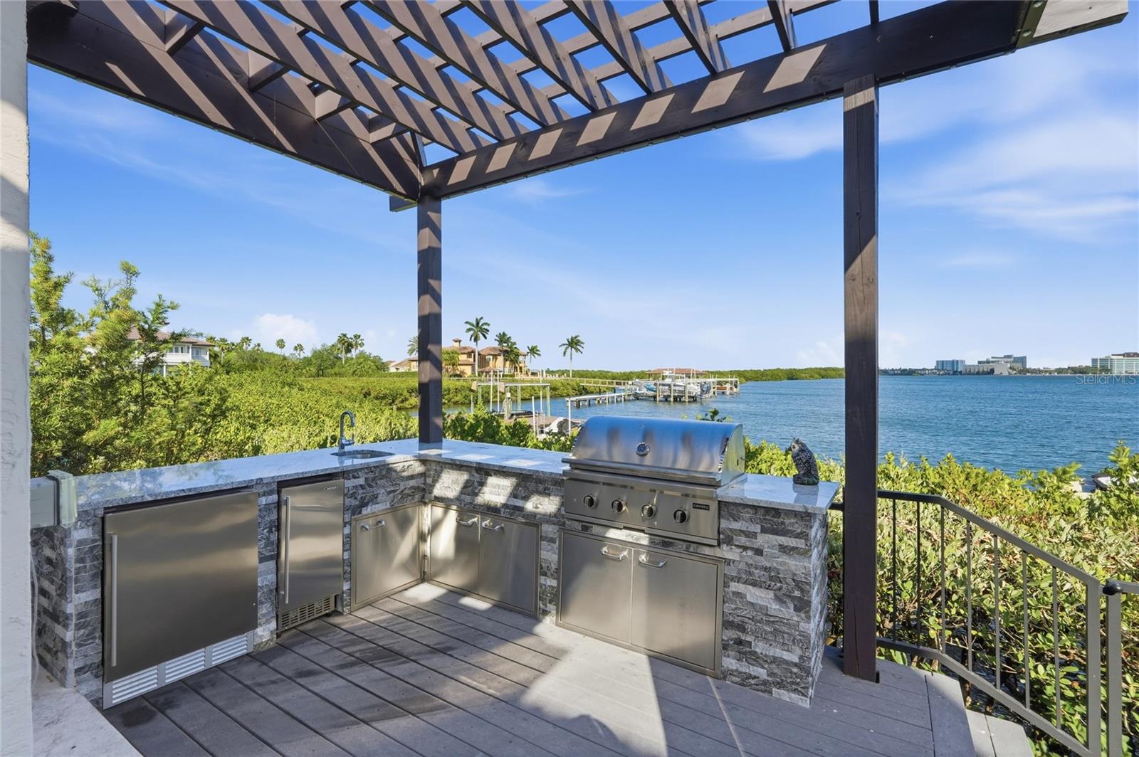 THE RESERVE OF OLD TAMPA BAY - Residential