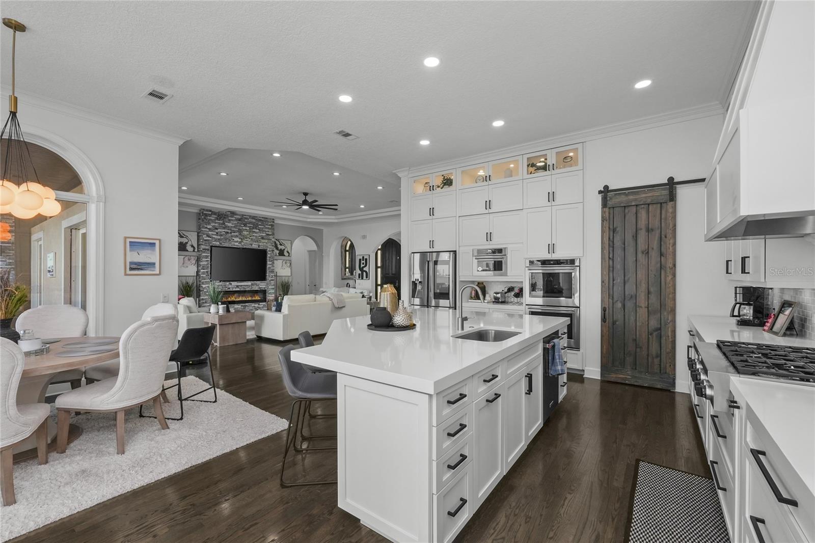 THE RESERVE OF OLD TAMPA BAY - Residential