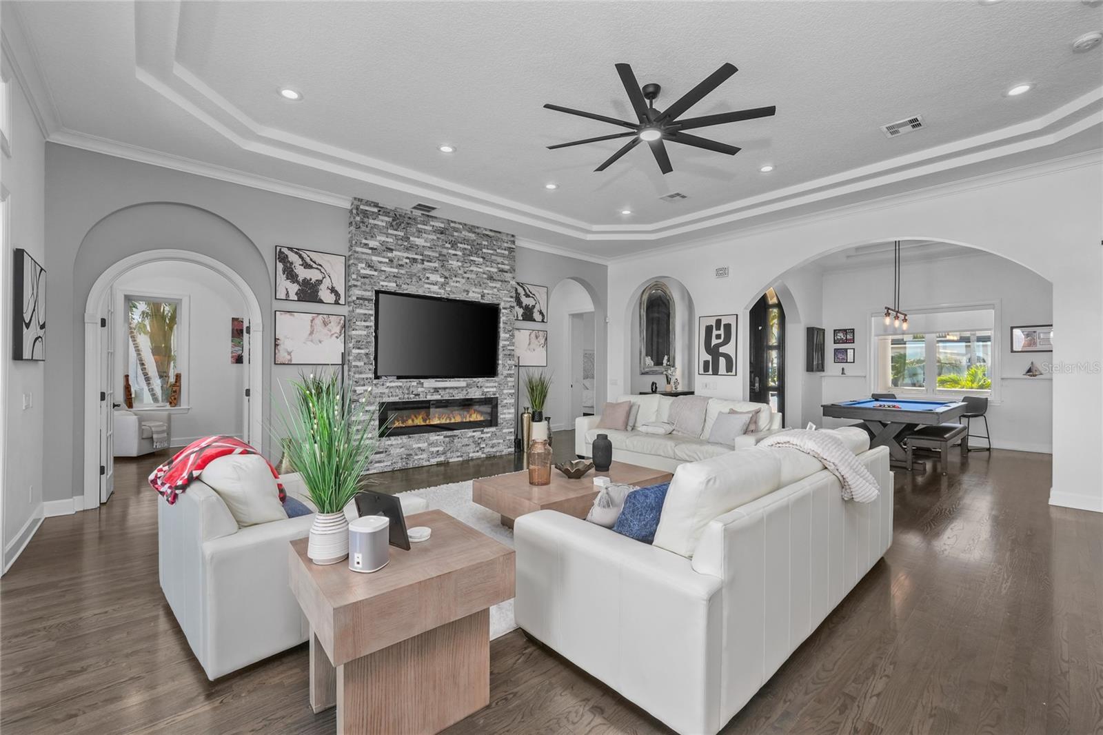 THE RESERVE OF OLD TAMPA BAY - Residential