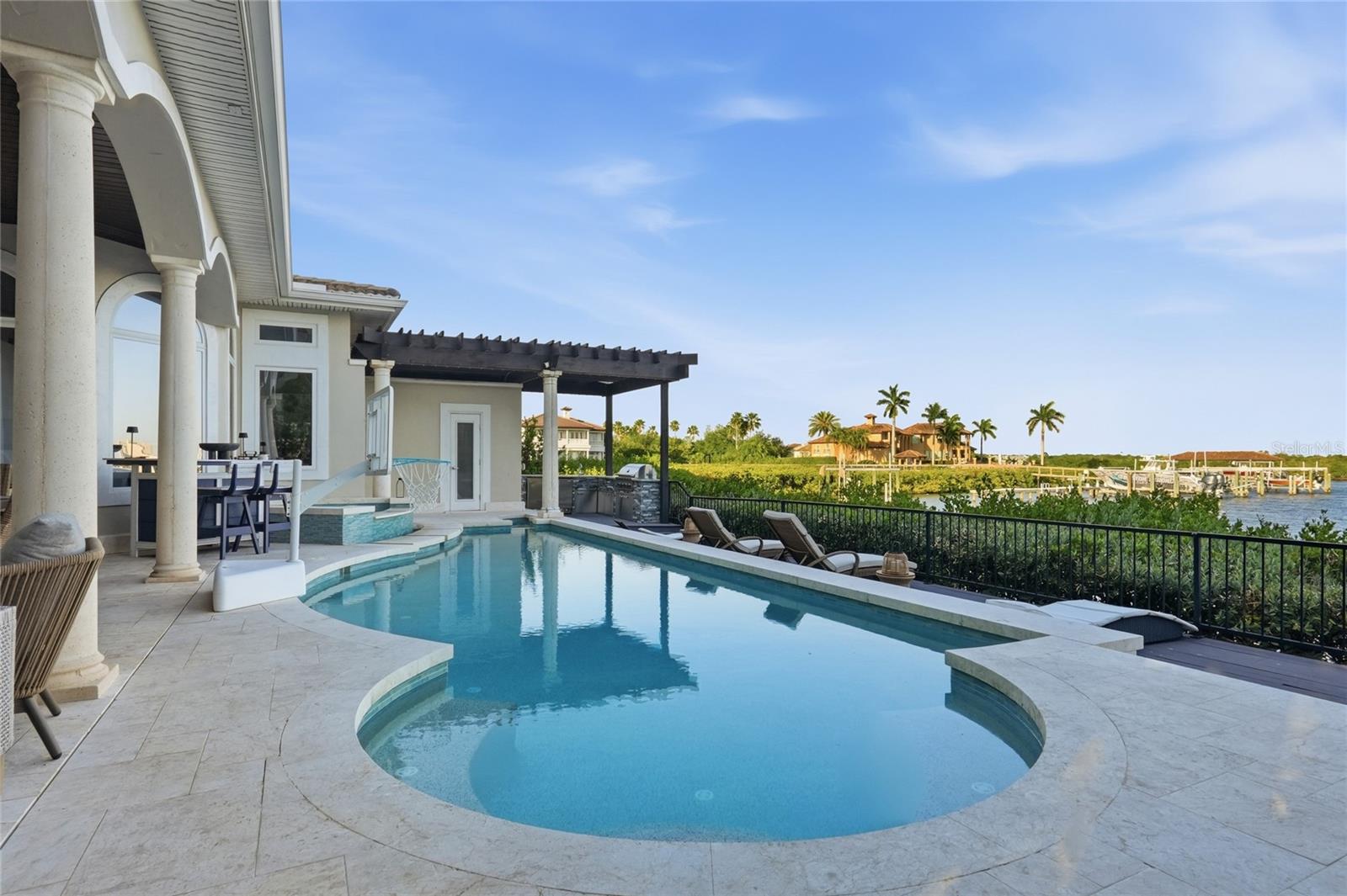 THE RESERVE OF OLD TAMPA BAY - Residential