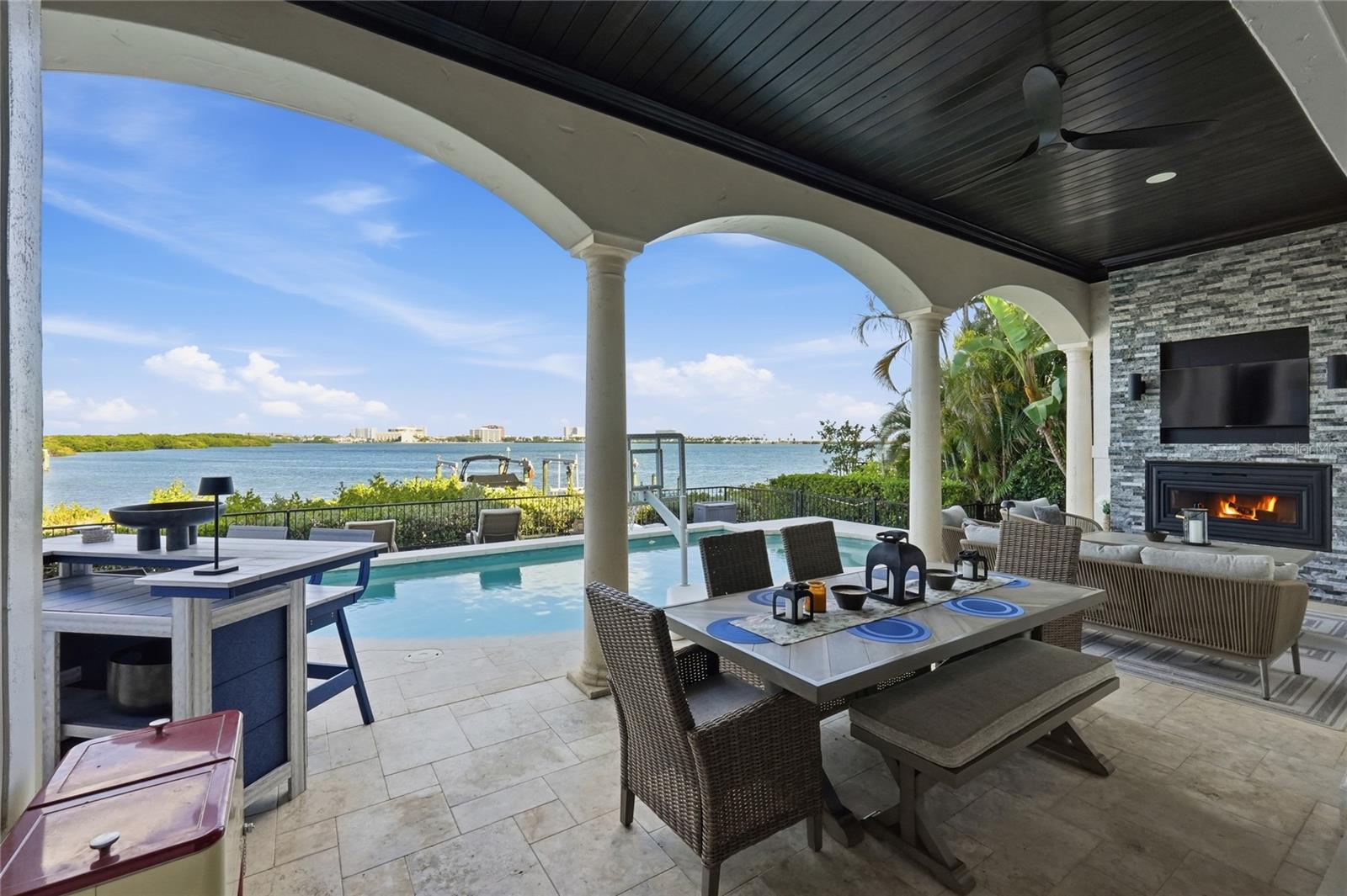 THE RESERVE OF OLD TAMPA BAY - Residential