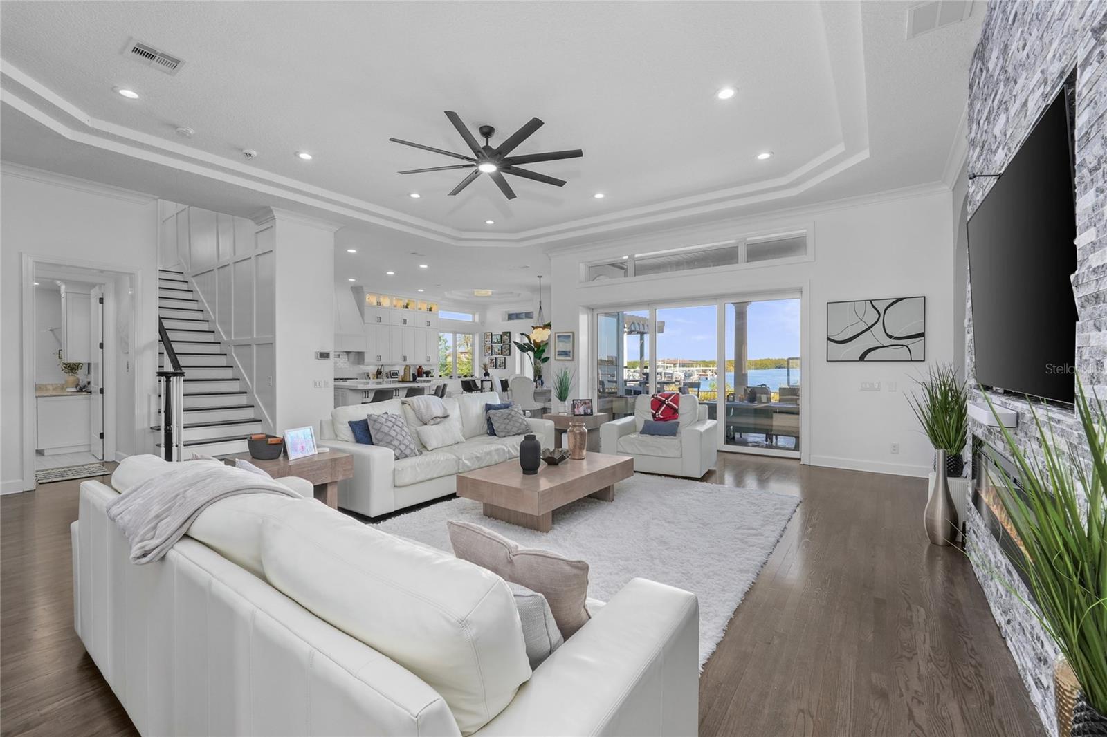 THE RESERVE OF OLD TAMPA BAY - Residential