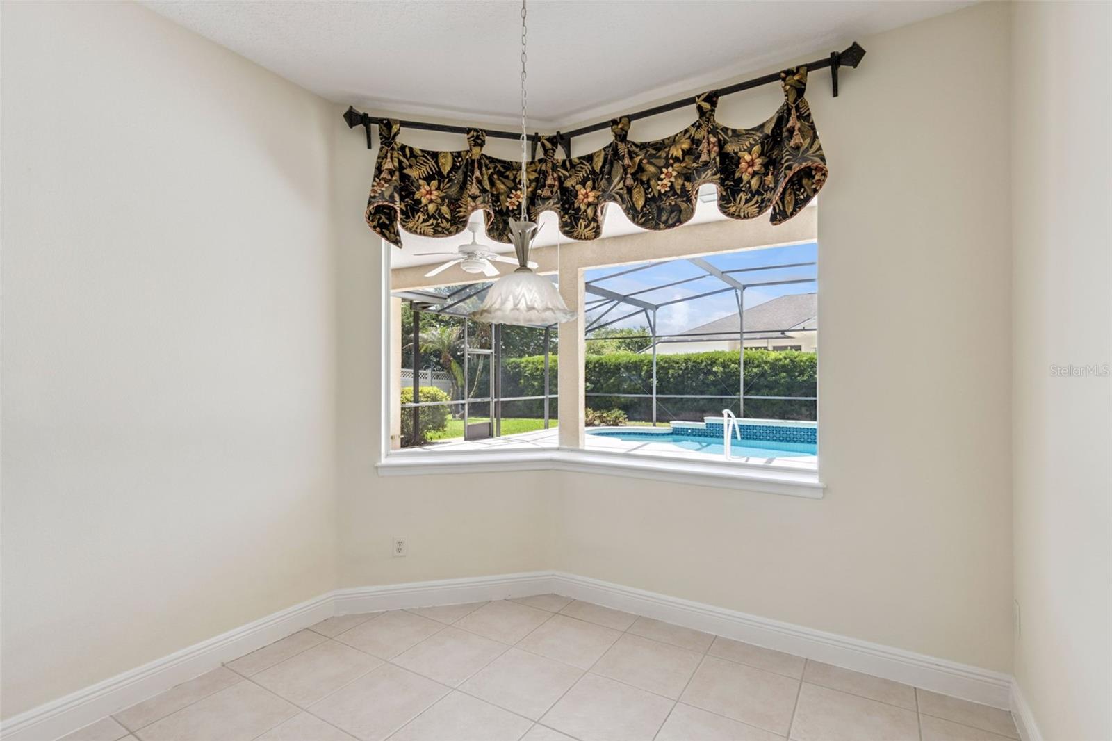 WENTWORTH ESTATES - Residential