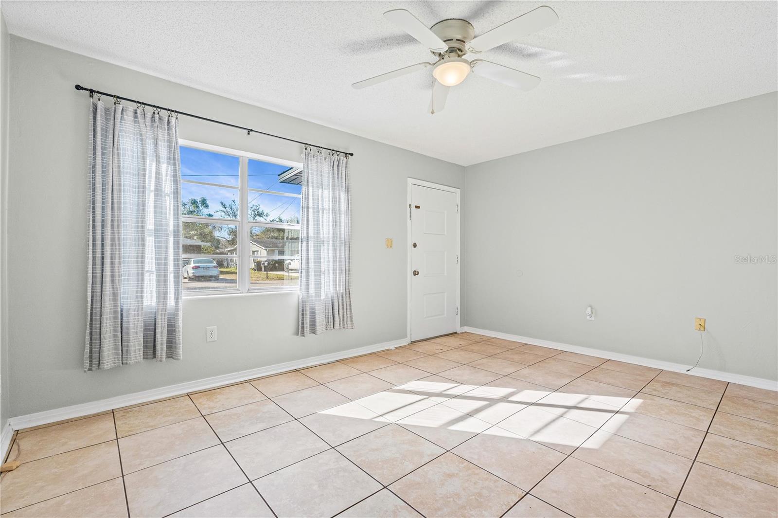 ACREAGE - Residential