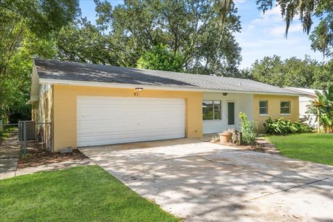 Photo of 936 W Queen Street, Lakeland, FL 33803 (MLS # P4935932)