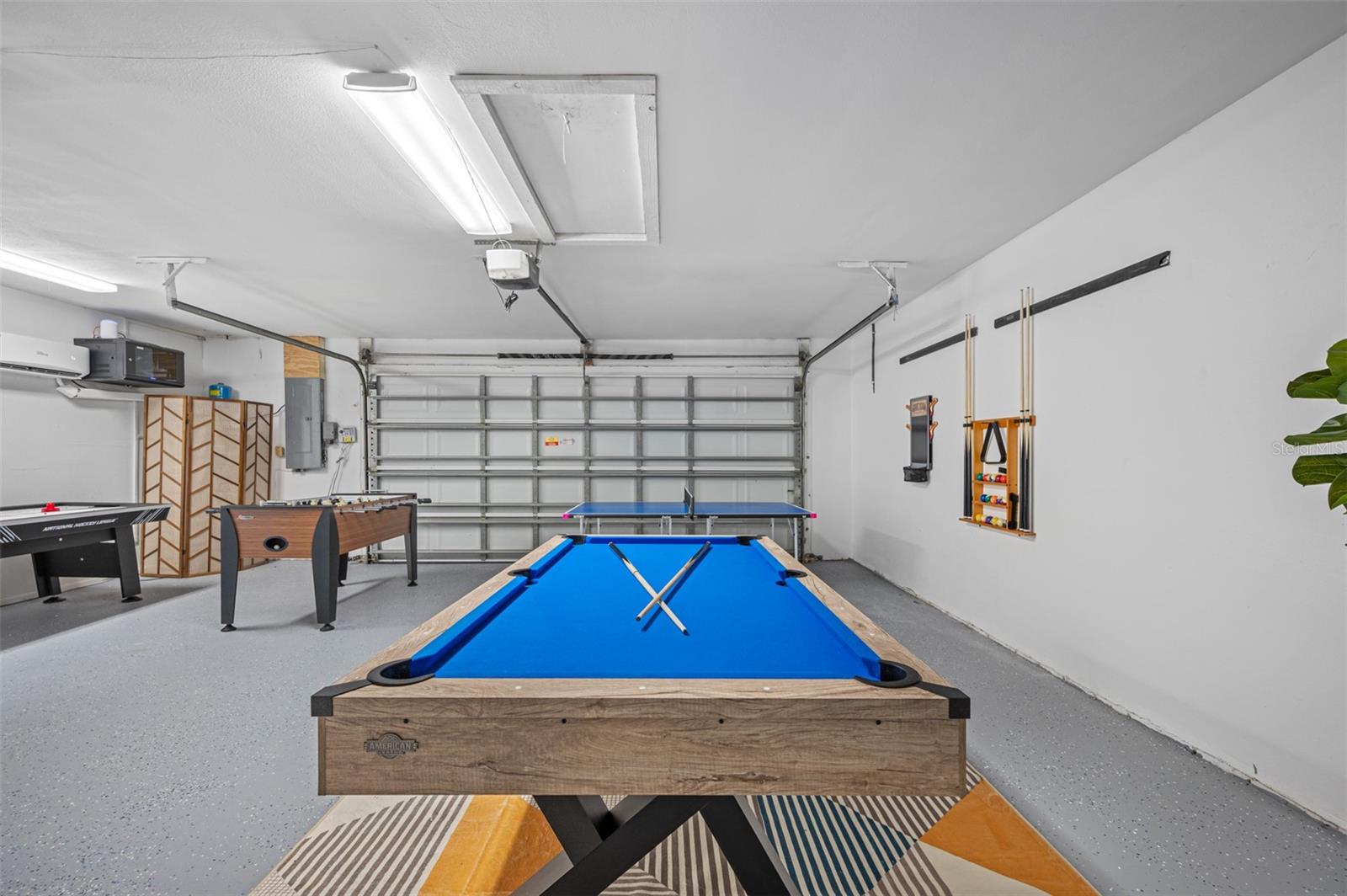 Presenting a truly exceptional estate in the highly sought-after Old O – image 44