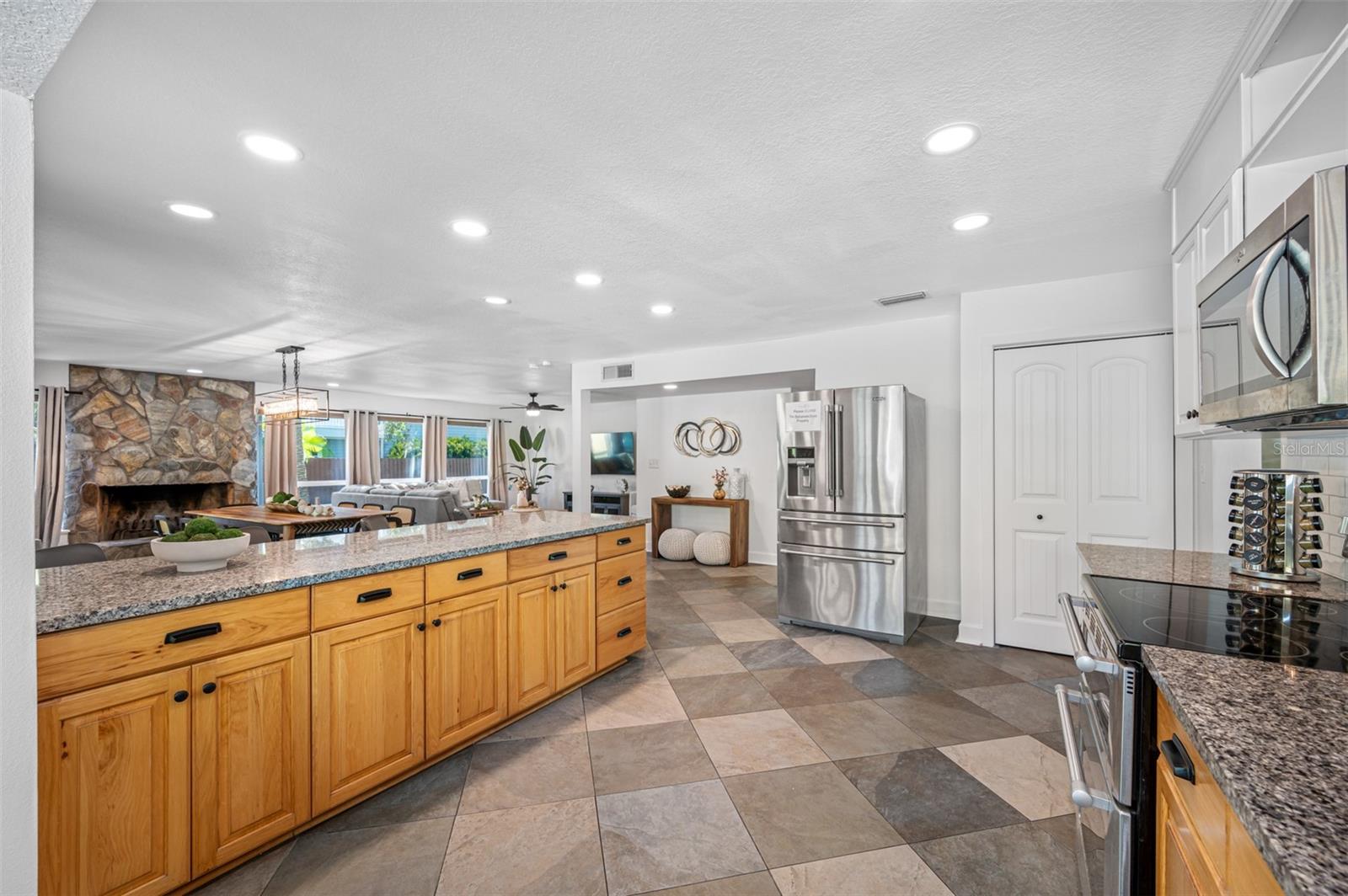 Presenting a truly exceptional estate in the highly sought-after Old O – image 34