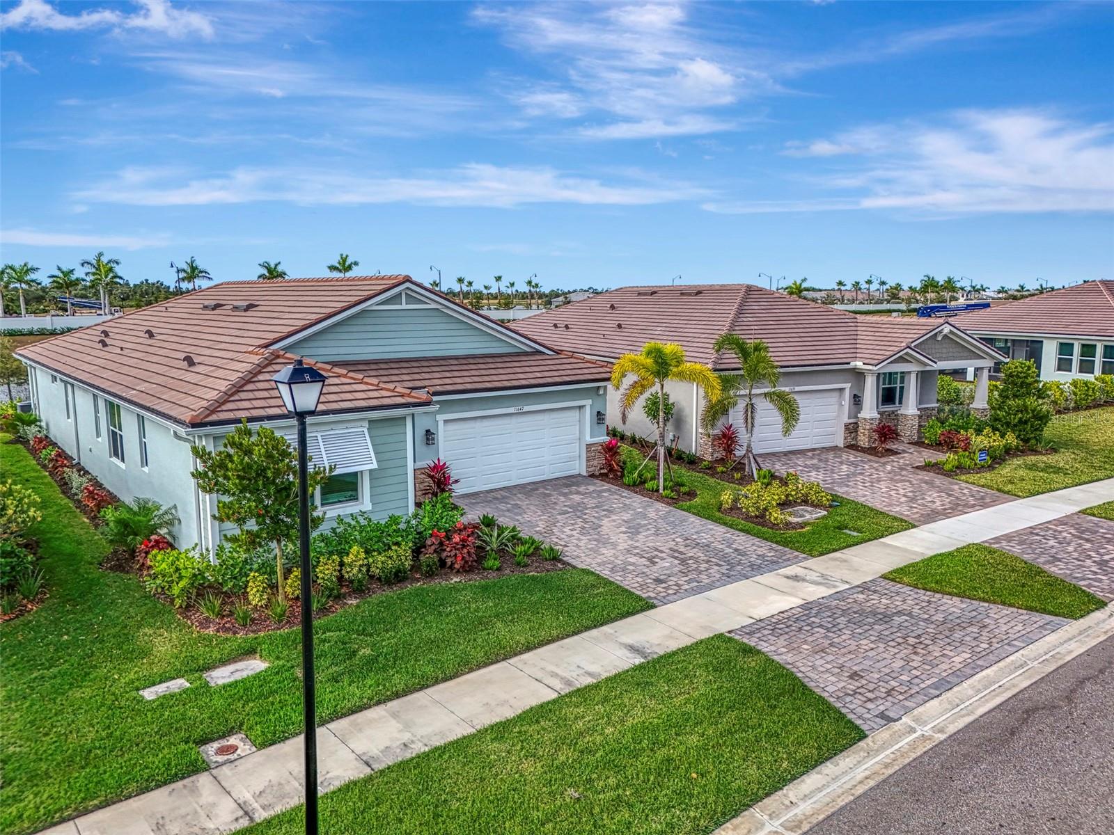 11647 MYAKKA BLUE DRIVE
