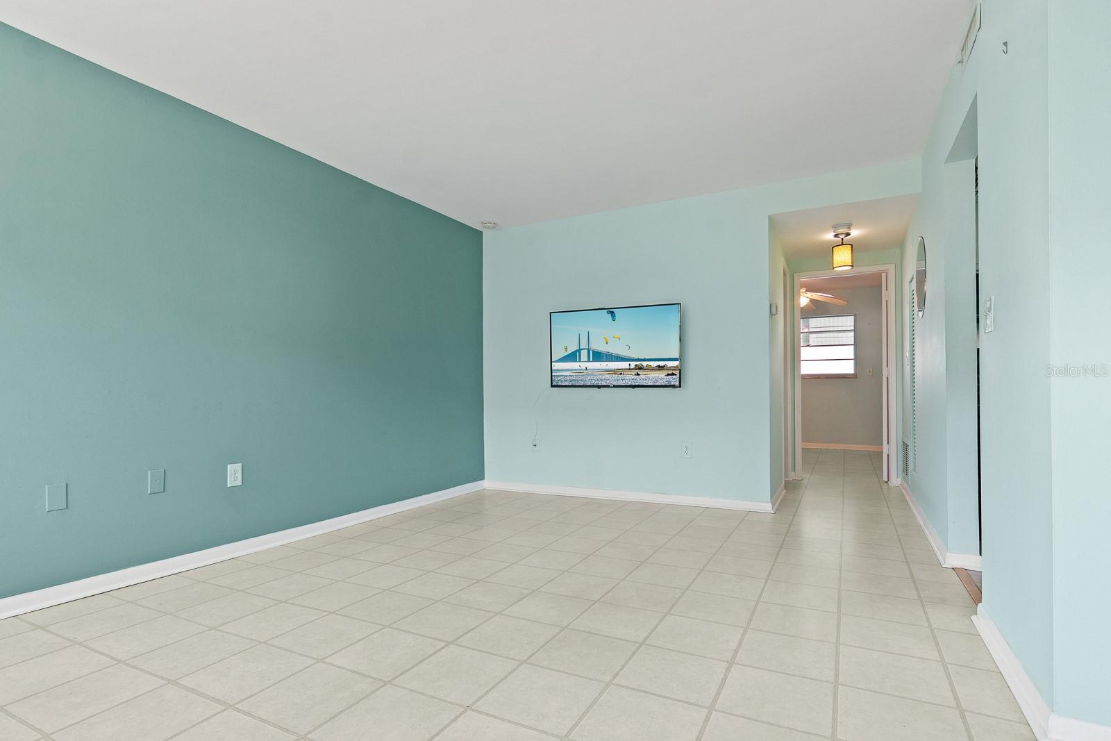 TOWN APTS CONDO - Residential