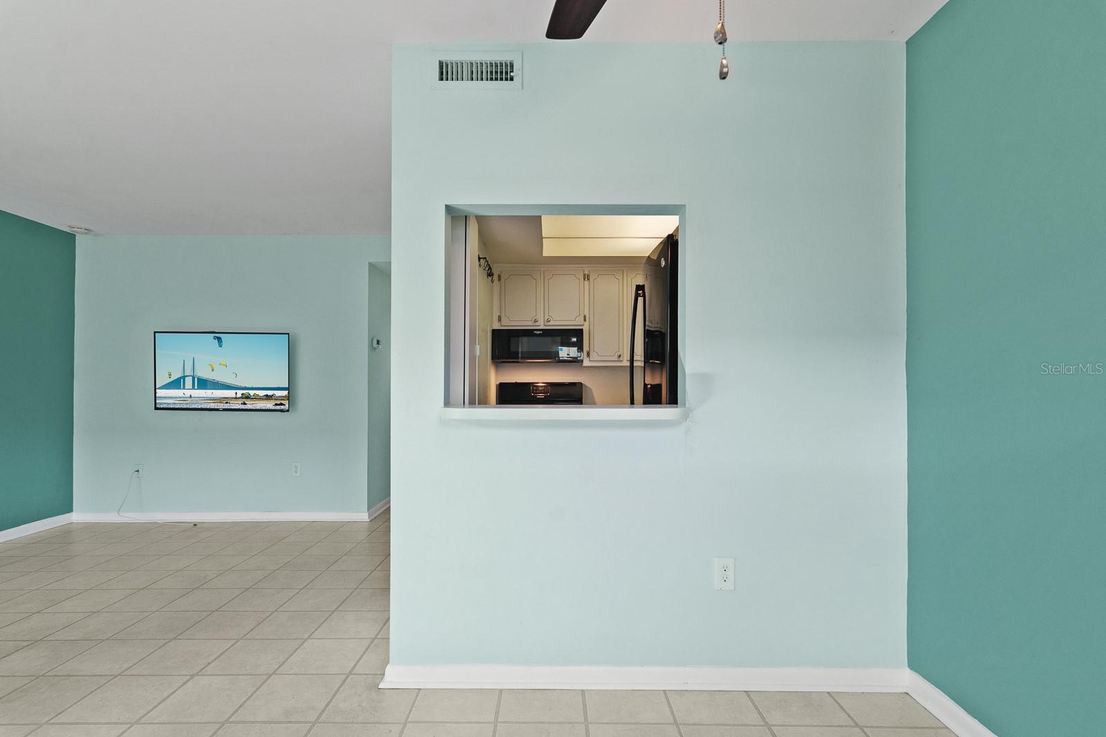 TOWN APTS CONDO - Residential