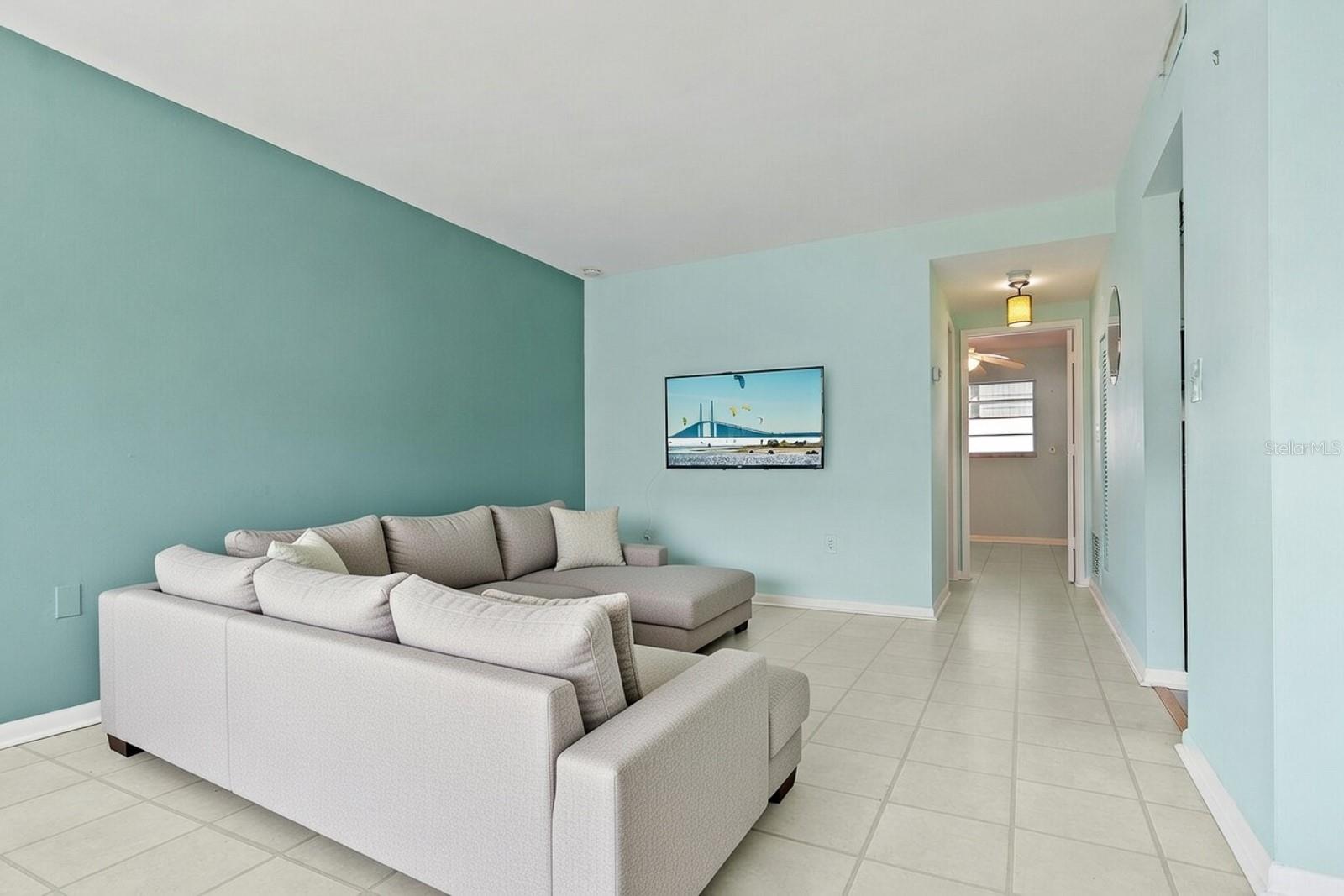 TOWN APTS CONDO - Residential