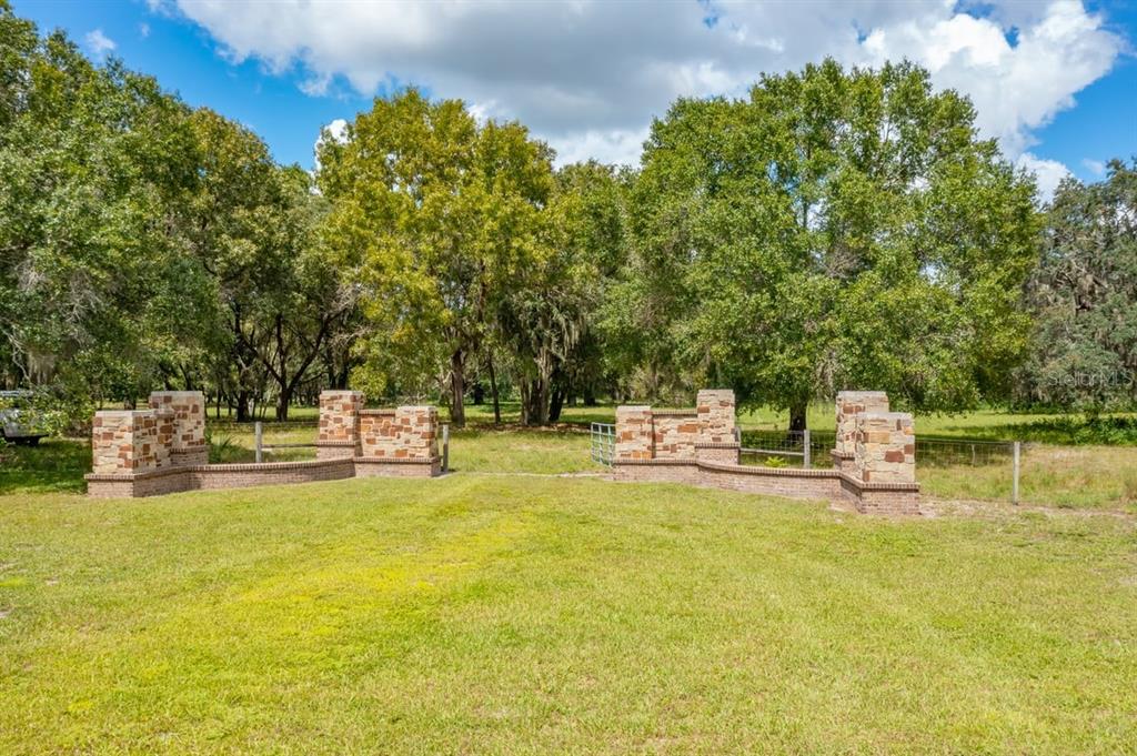 TWIN LAKES OF KEYSTONE - Land