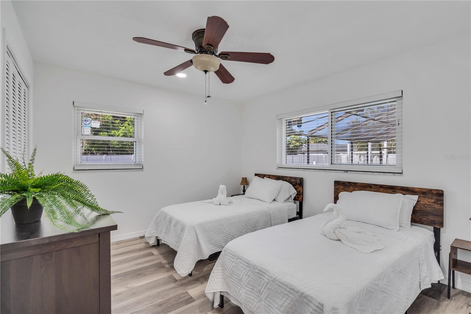 WEST BAYOU - Residential Lease