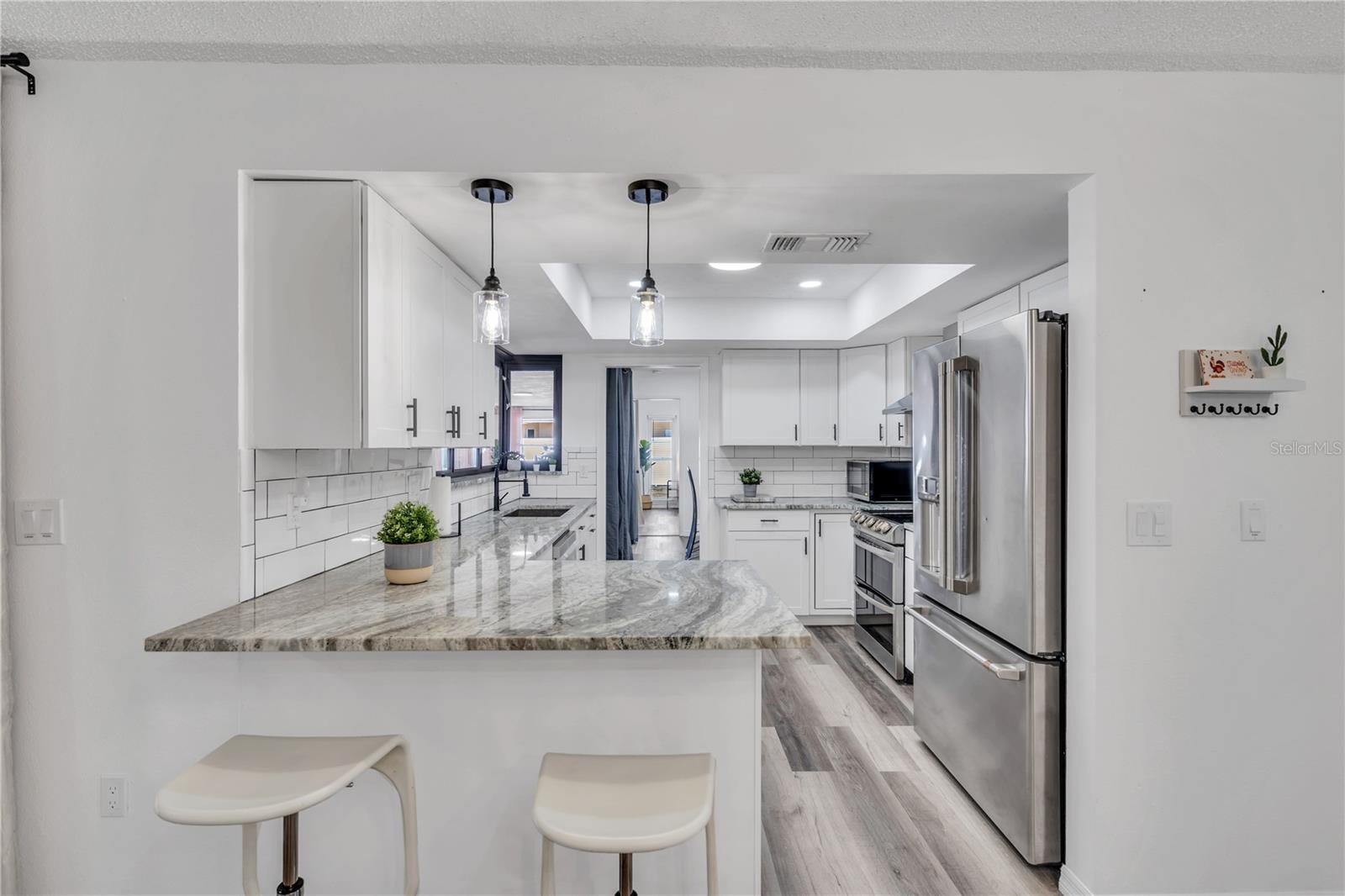 WEST BAYOU - Residential Lease