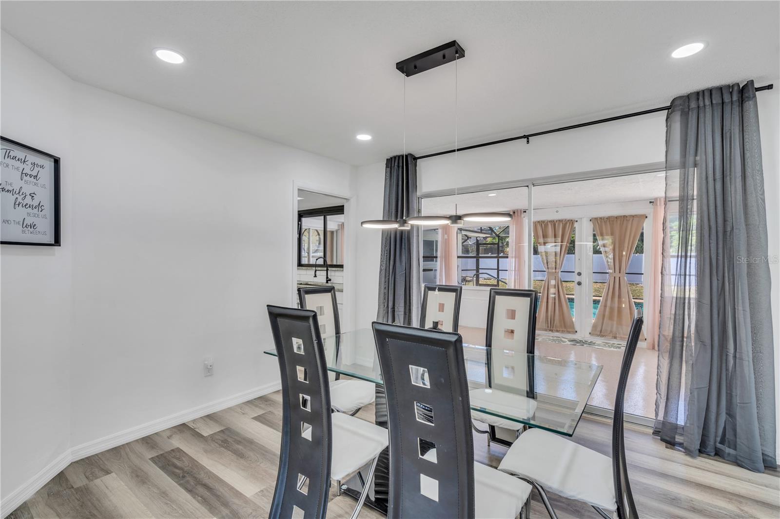 WEST BAYOU - Residential Lease